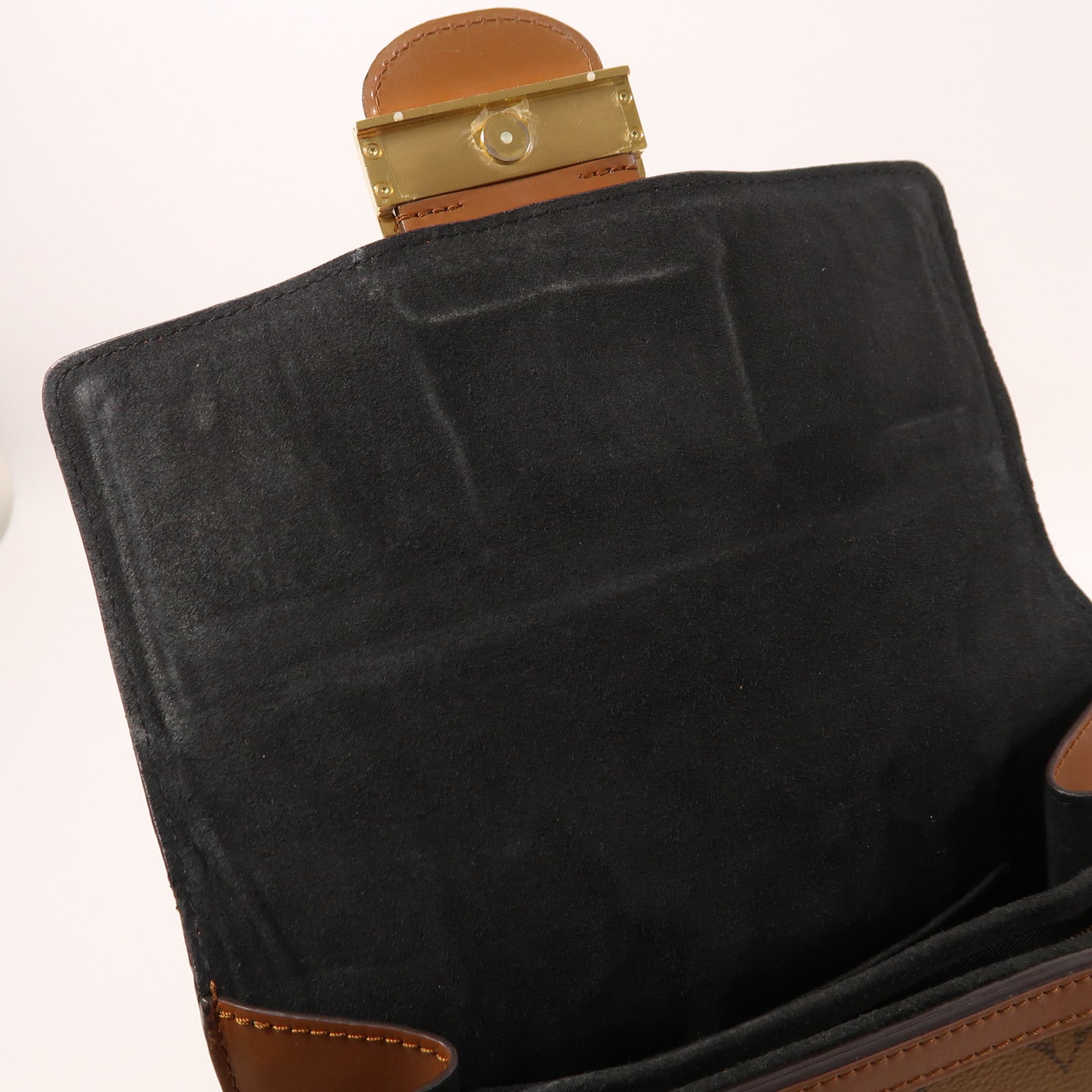 LOUIS VUITTON Monogram Reverse Dauphine MM金扣肩背袋