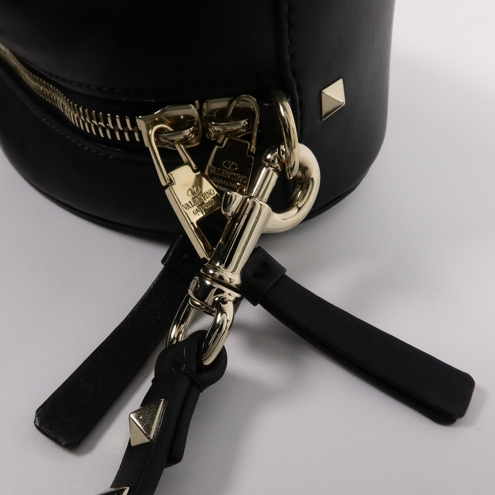 Valentino 牛皮皮革Shoulder Bag肩背袋