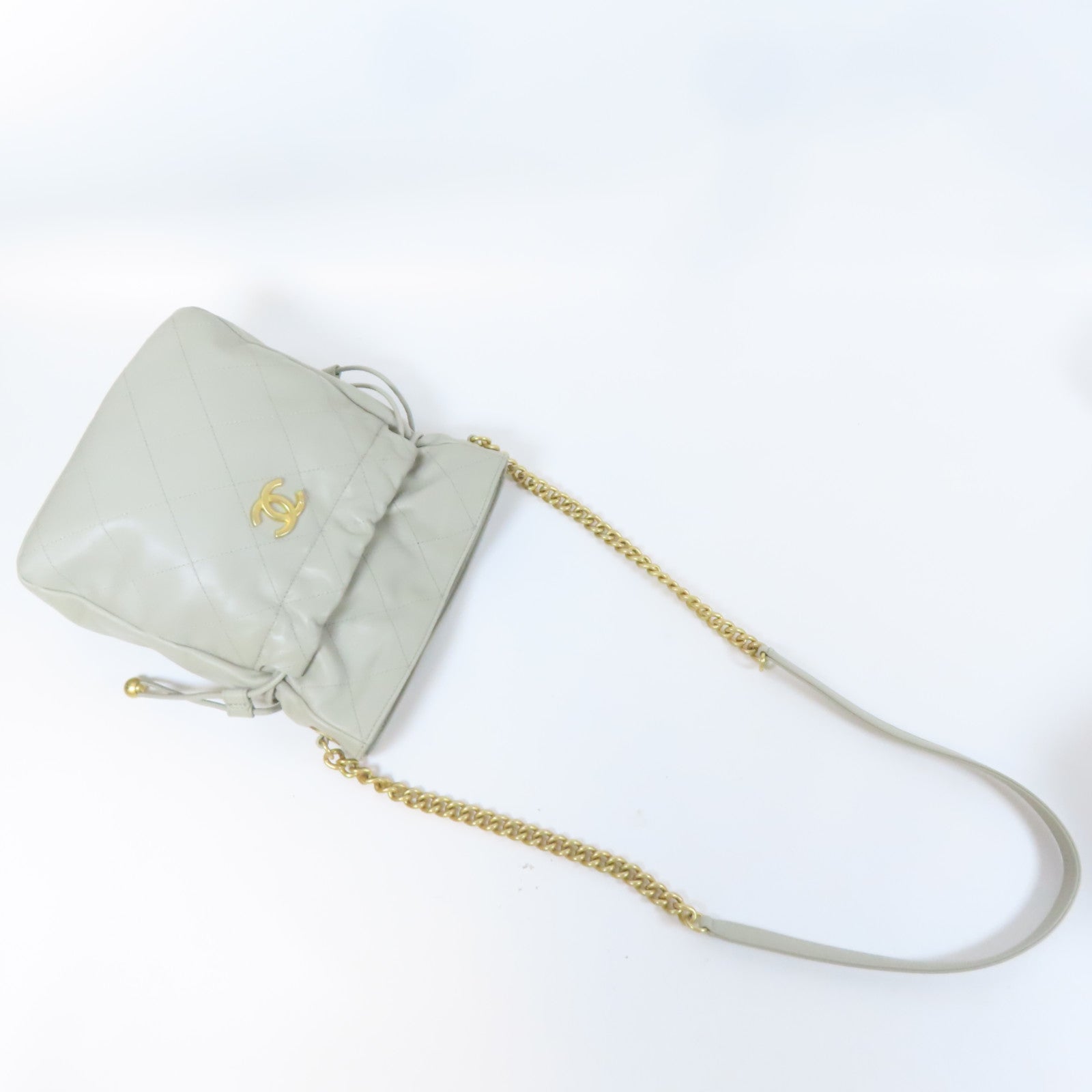 CHANEL 【激減優惠】菱格皮革Bucket Chain Shoulder金扣鏈帶肩背袋灰色