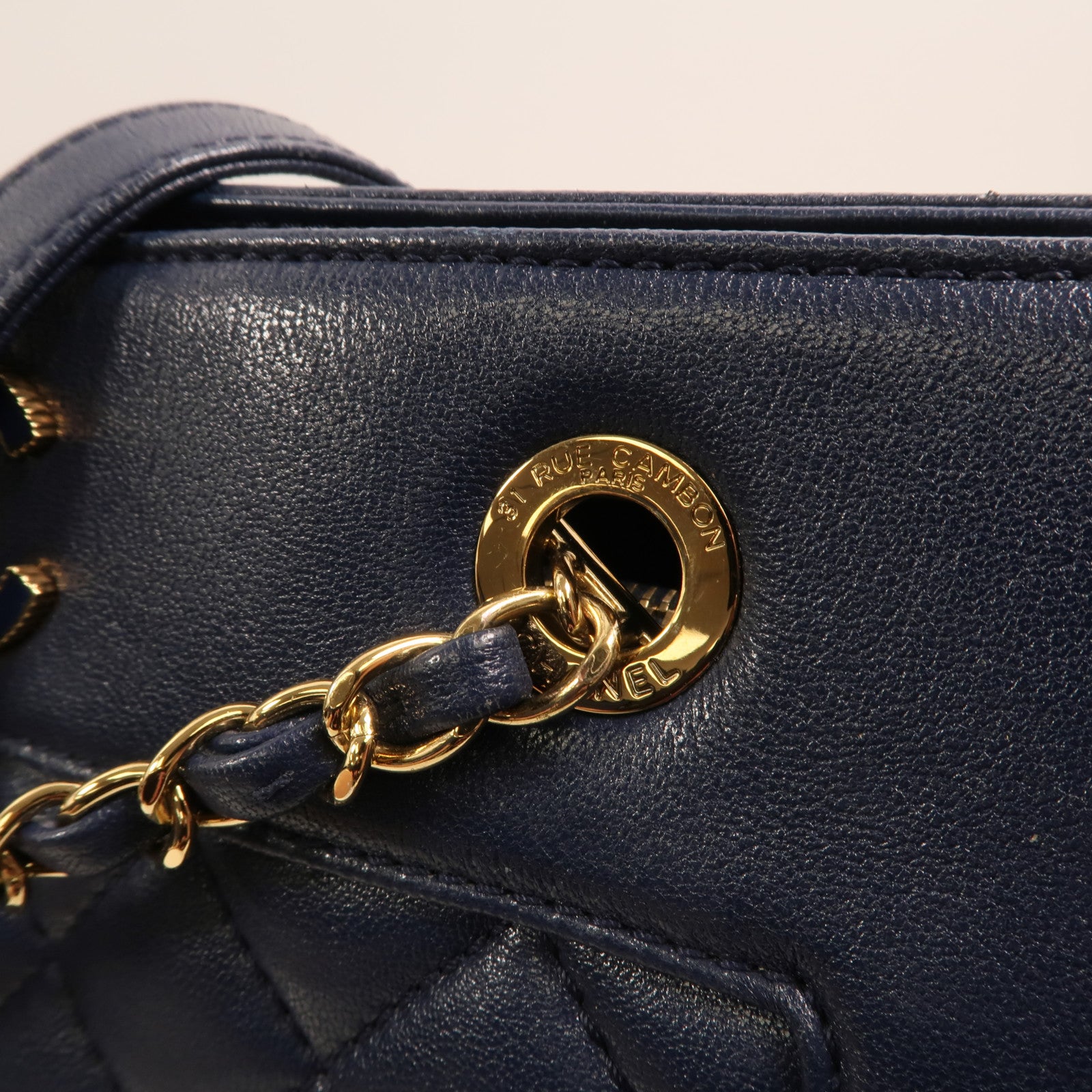 CHANEL 牛皮皮革Mademoiselle Vintage Tote金扣鏈帶肩背袋