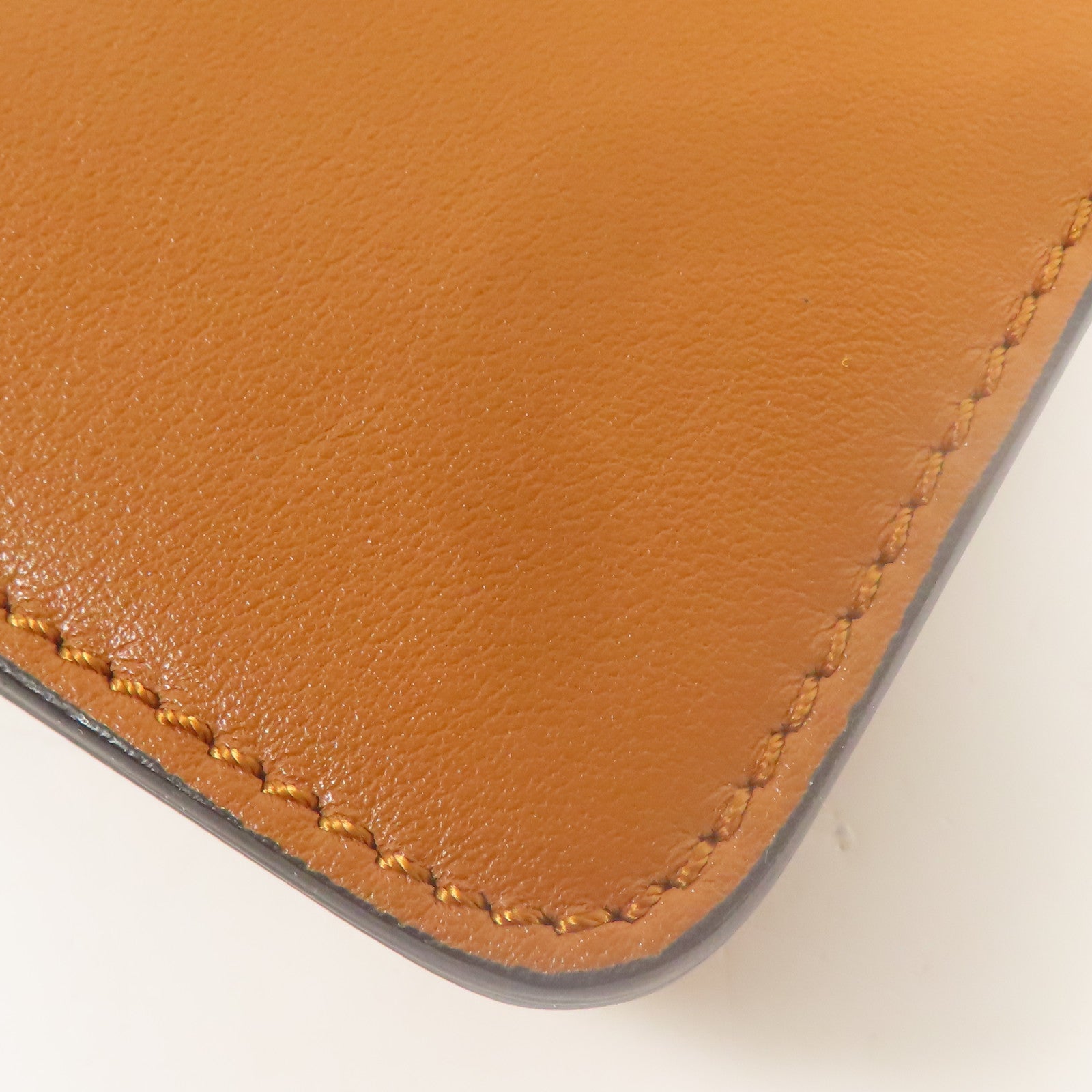 Chloe 牛皮/麂皮皮革Faye金扣肩背袋