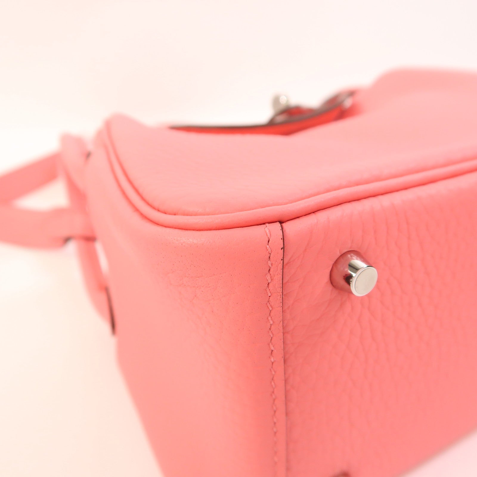 HERMES Clemence皮革Mini Lindy銀扣手挽肩背兩用袋Rose Azalee