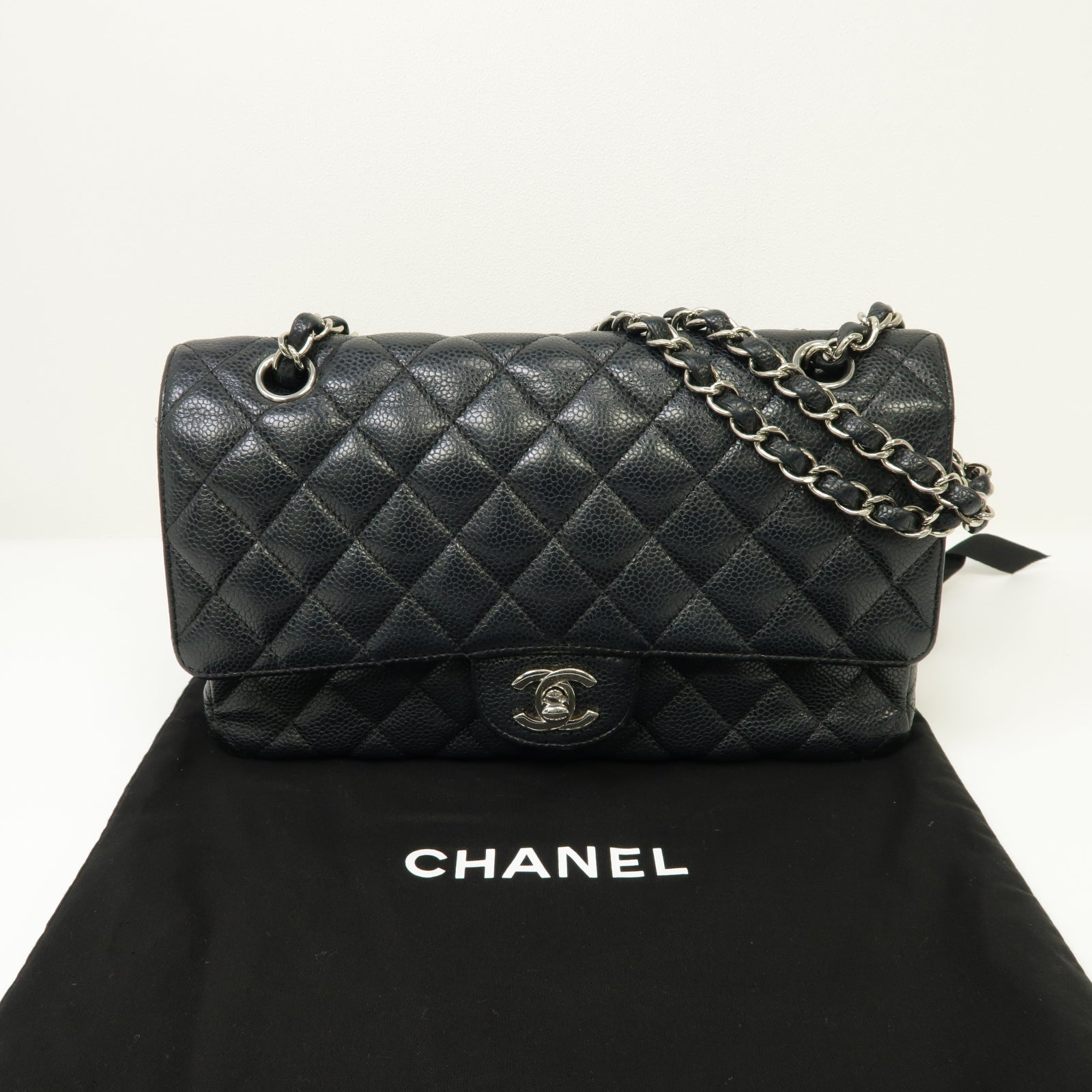 CHANEL 菱格Caviar皮革Classic 25銀扣鏈帶肩背袋黒色