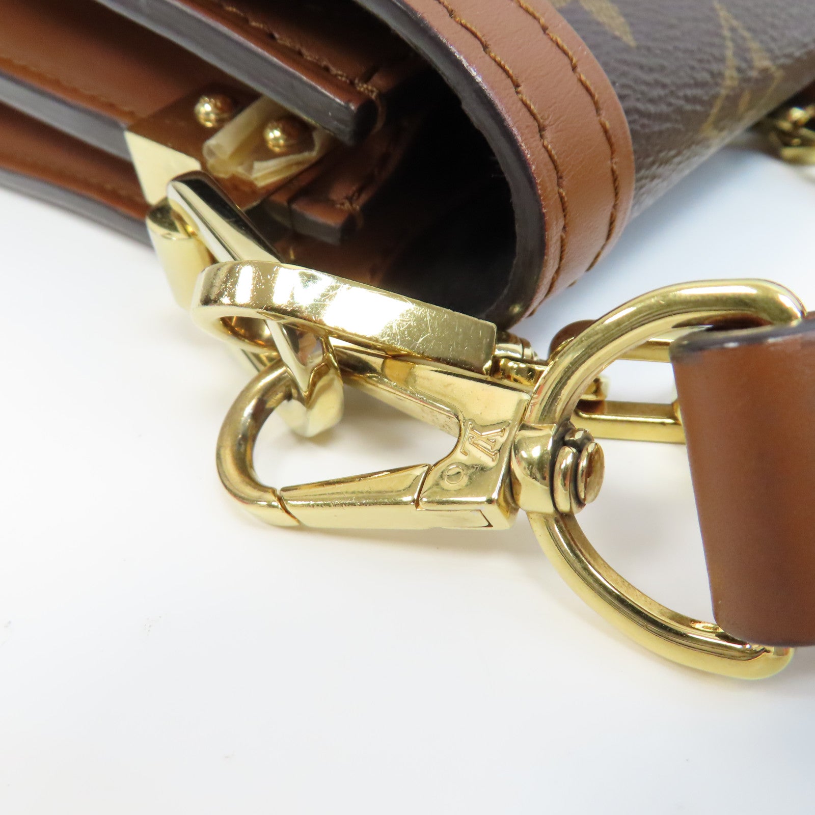 LOUIS VUITTON Monogram Dauphine MM金扣鏈帶肩背袋啡色