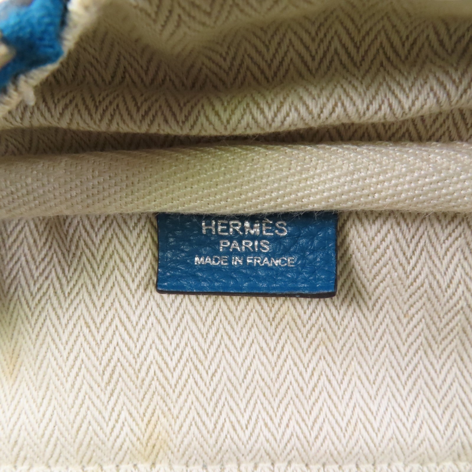 HERMES Clemence皮革Victoria銀扣手挽袋