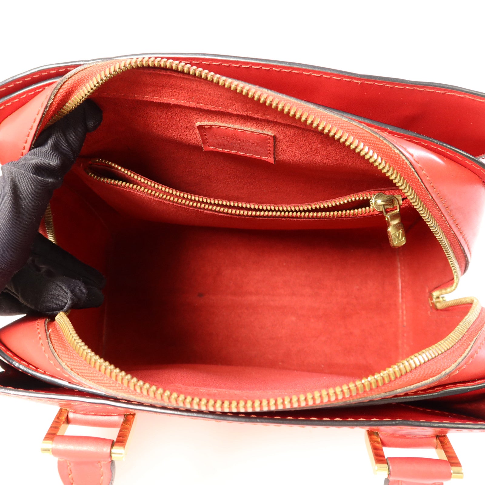 LOUIS VUITTON Epi Pont Neuf金扣手挽袋