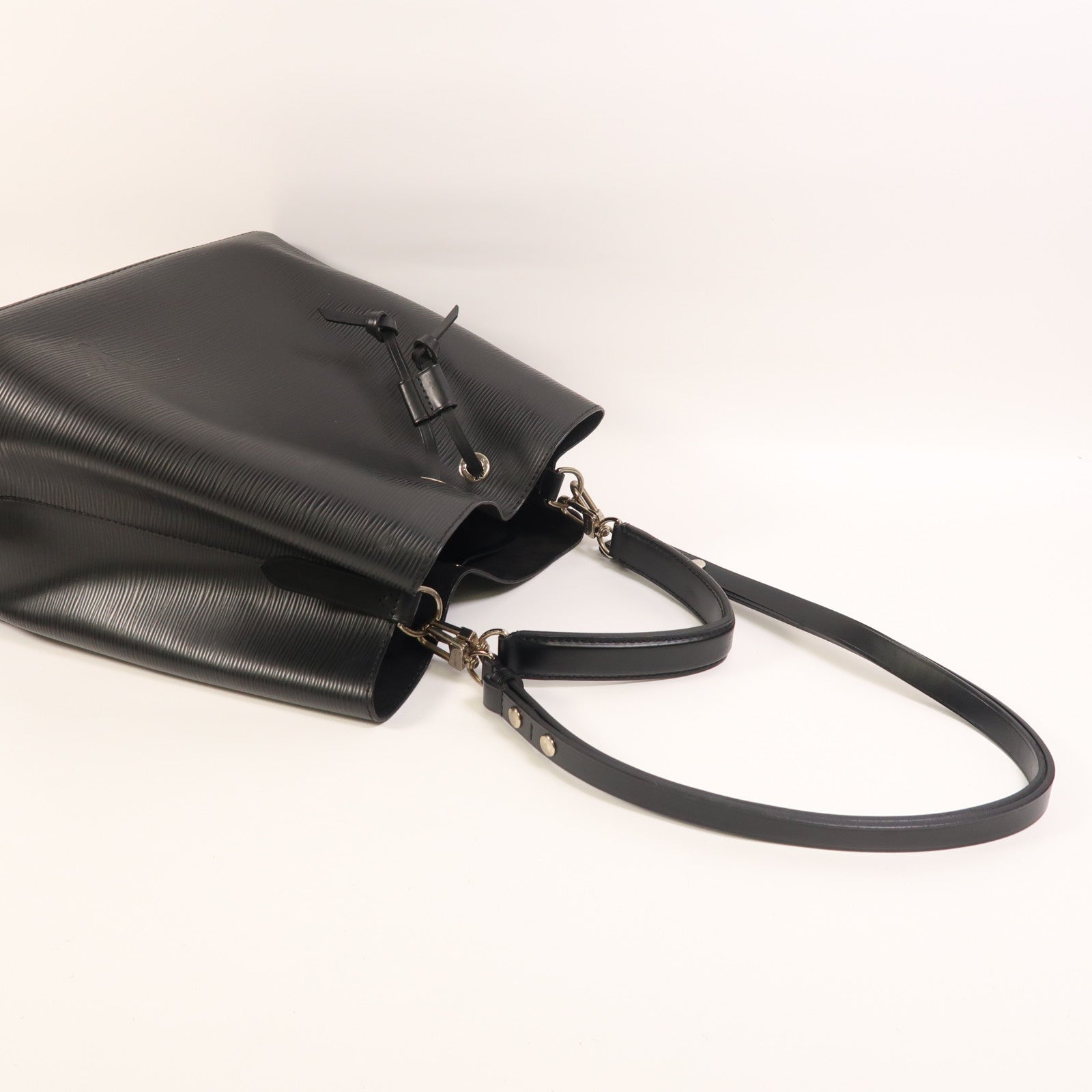 LOUIS VUITTON Epi Neo Noe MM銀扣手挽肩背兩用袋