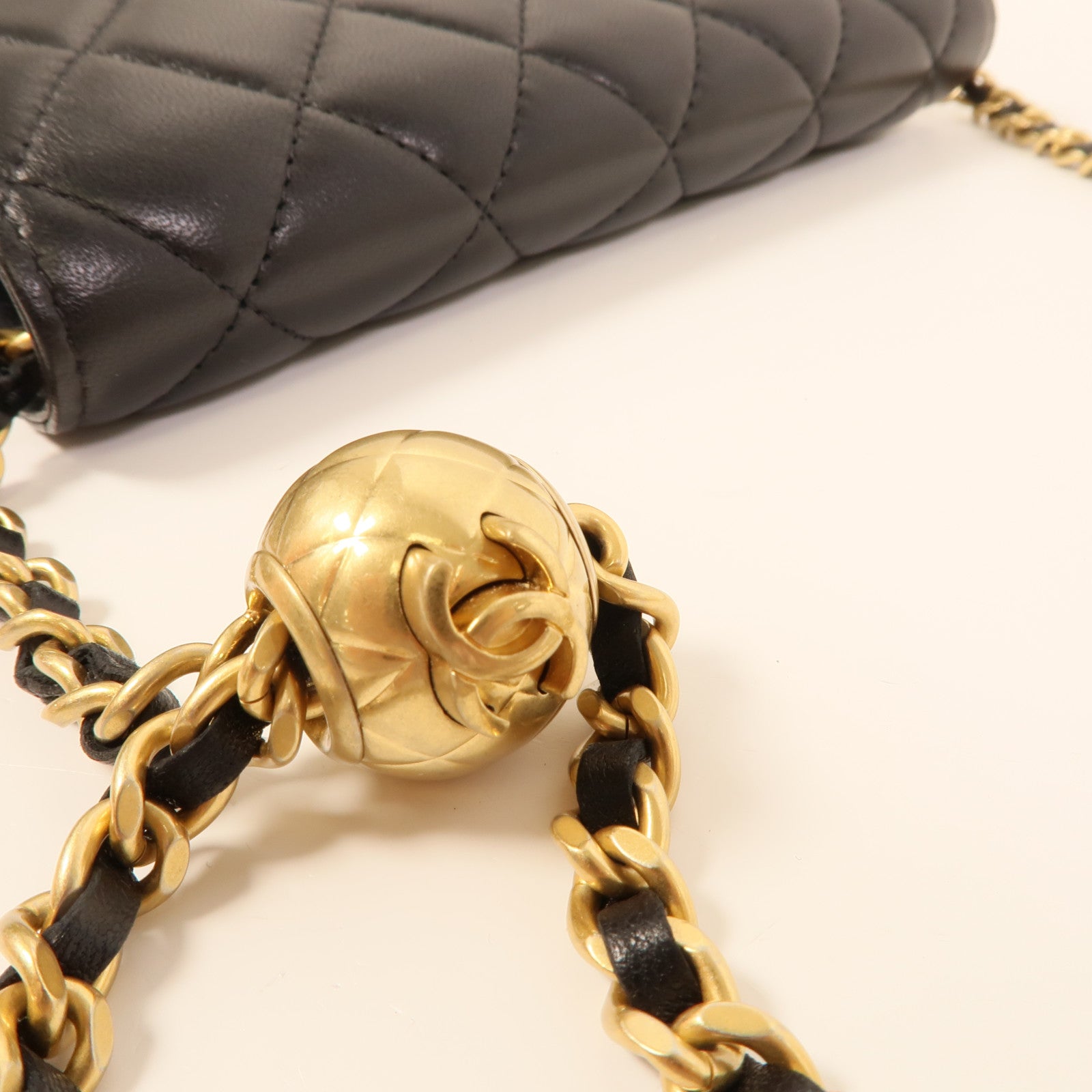 CHANEL 羊皮皮革Phone Bag肩背袋