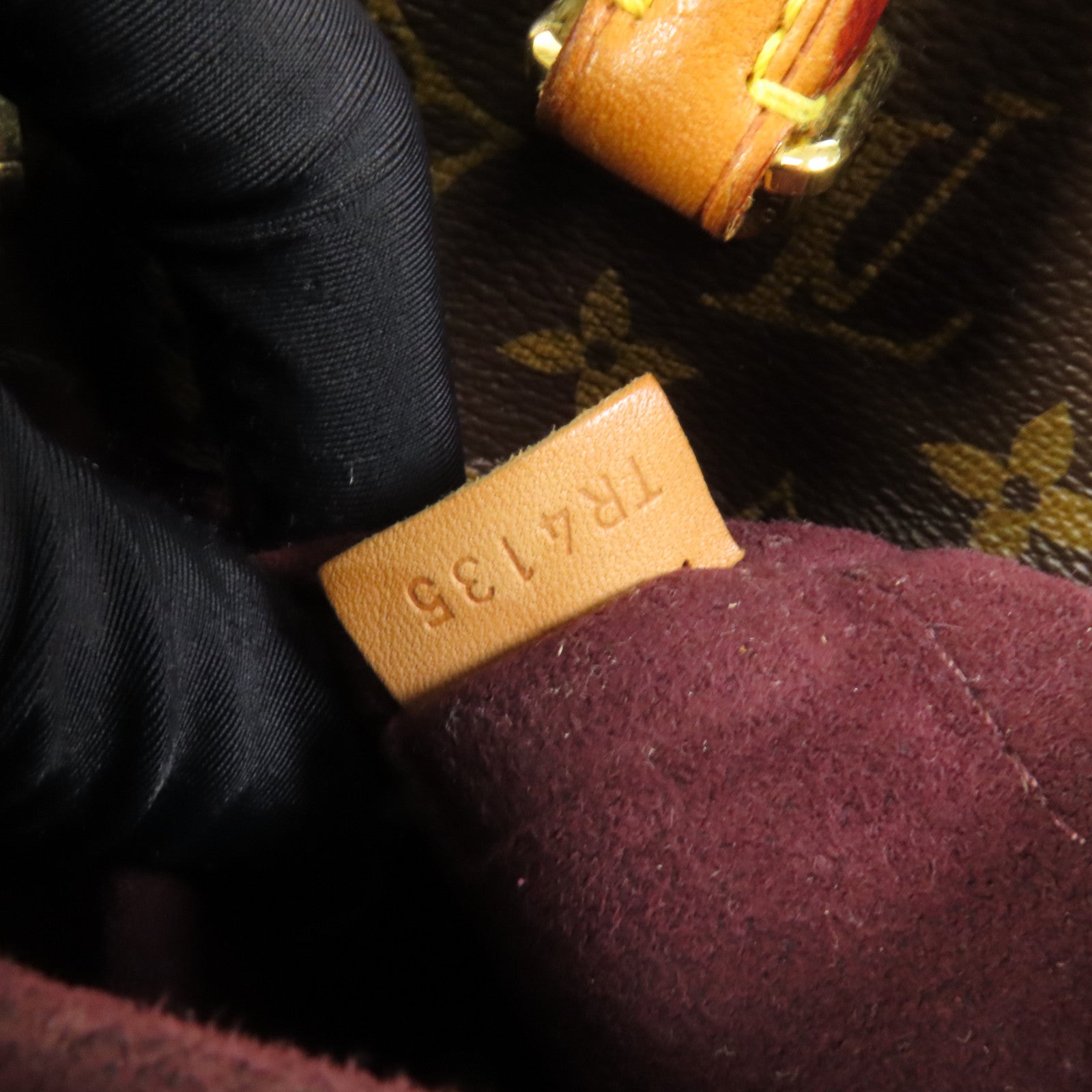 LOUIS VUITTON Monogram Montaigne MM金扣手挽肩背兩用袋