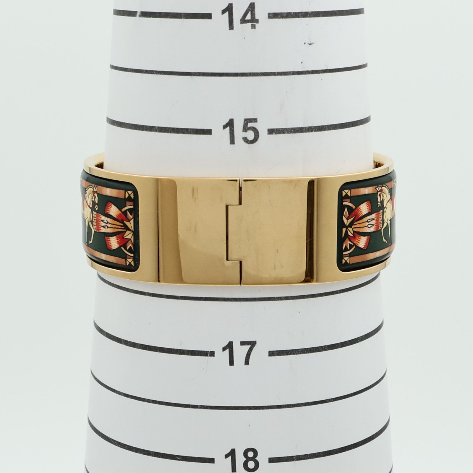 HERMES Loquet Green L01.201
