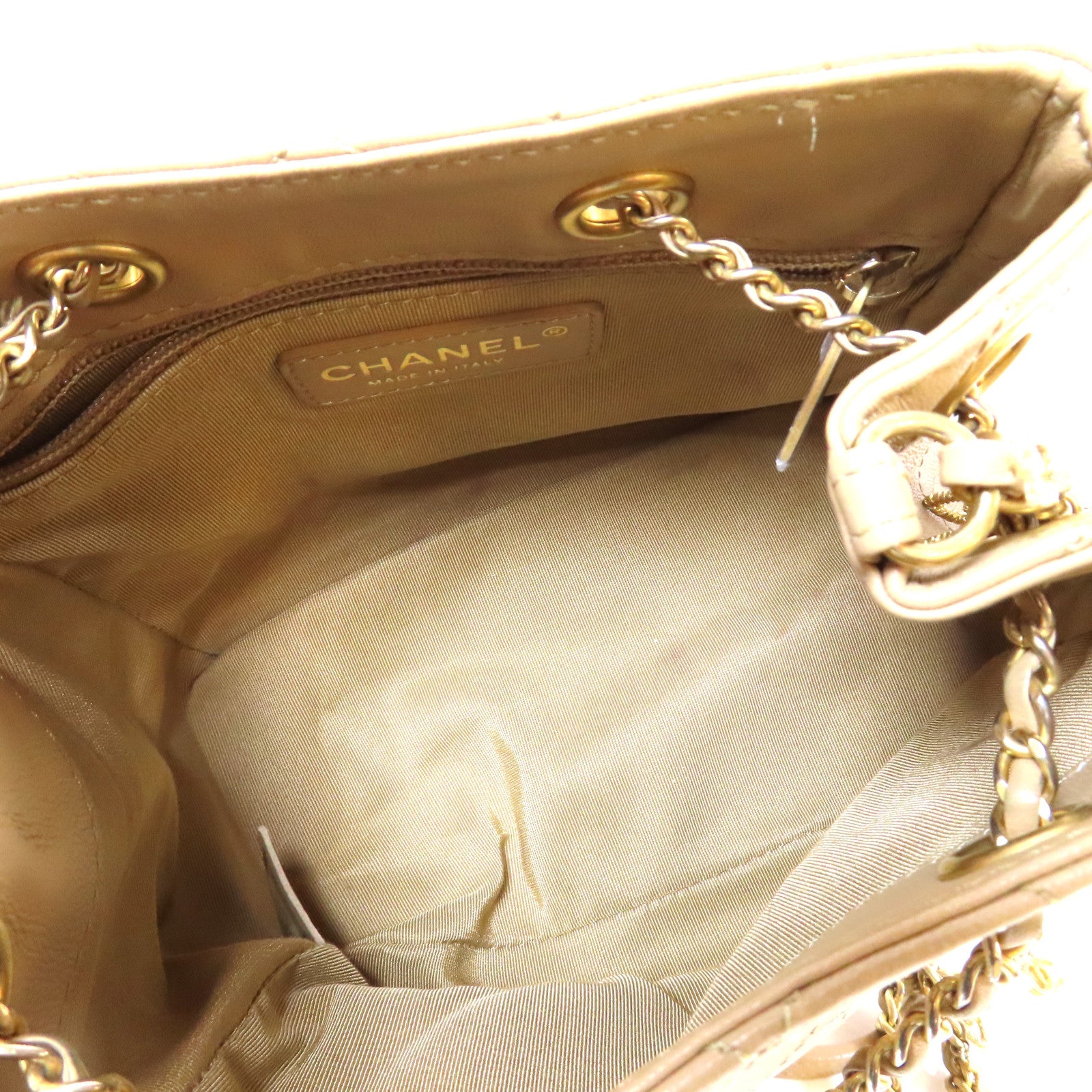 CHANEL 菱格牛皮皮革Egyptian Amulet金扣鏈帶肩背袋米色