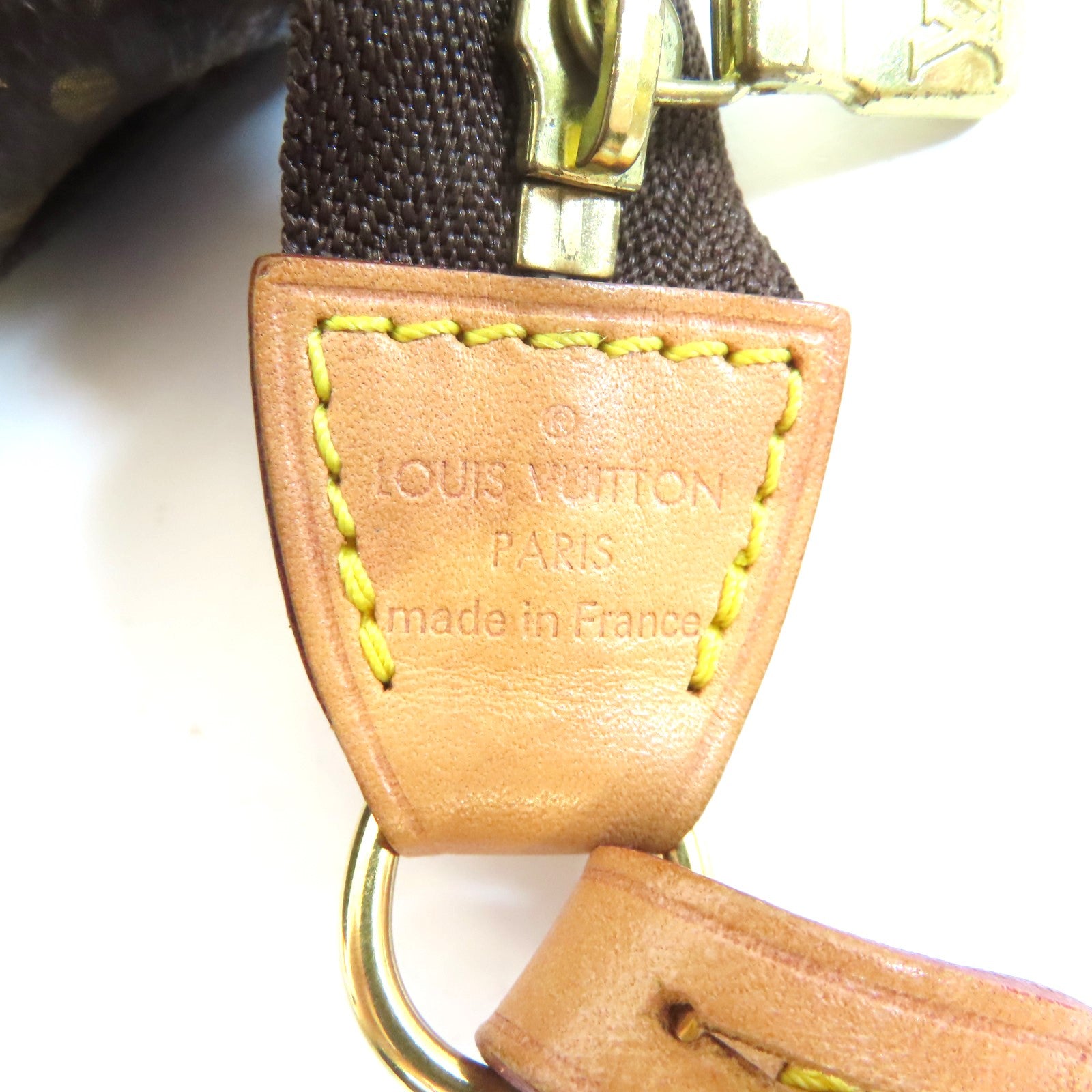 LOUIS VUITTON Monogram Pochette Accessories金扣肩背袋啡色