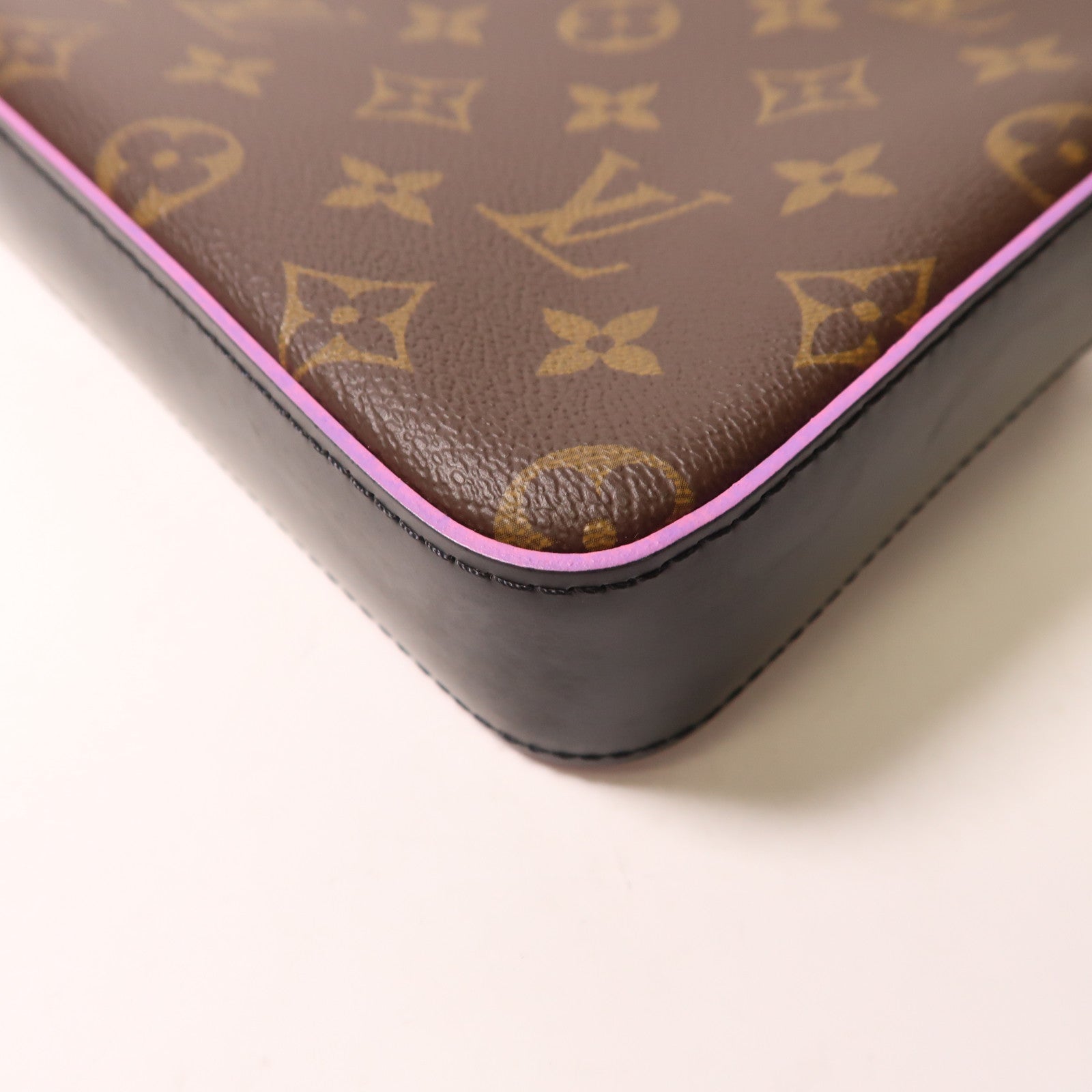 LOUIS VUITTON Monogram Trio銀扣肩背袋