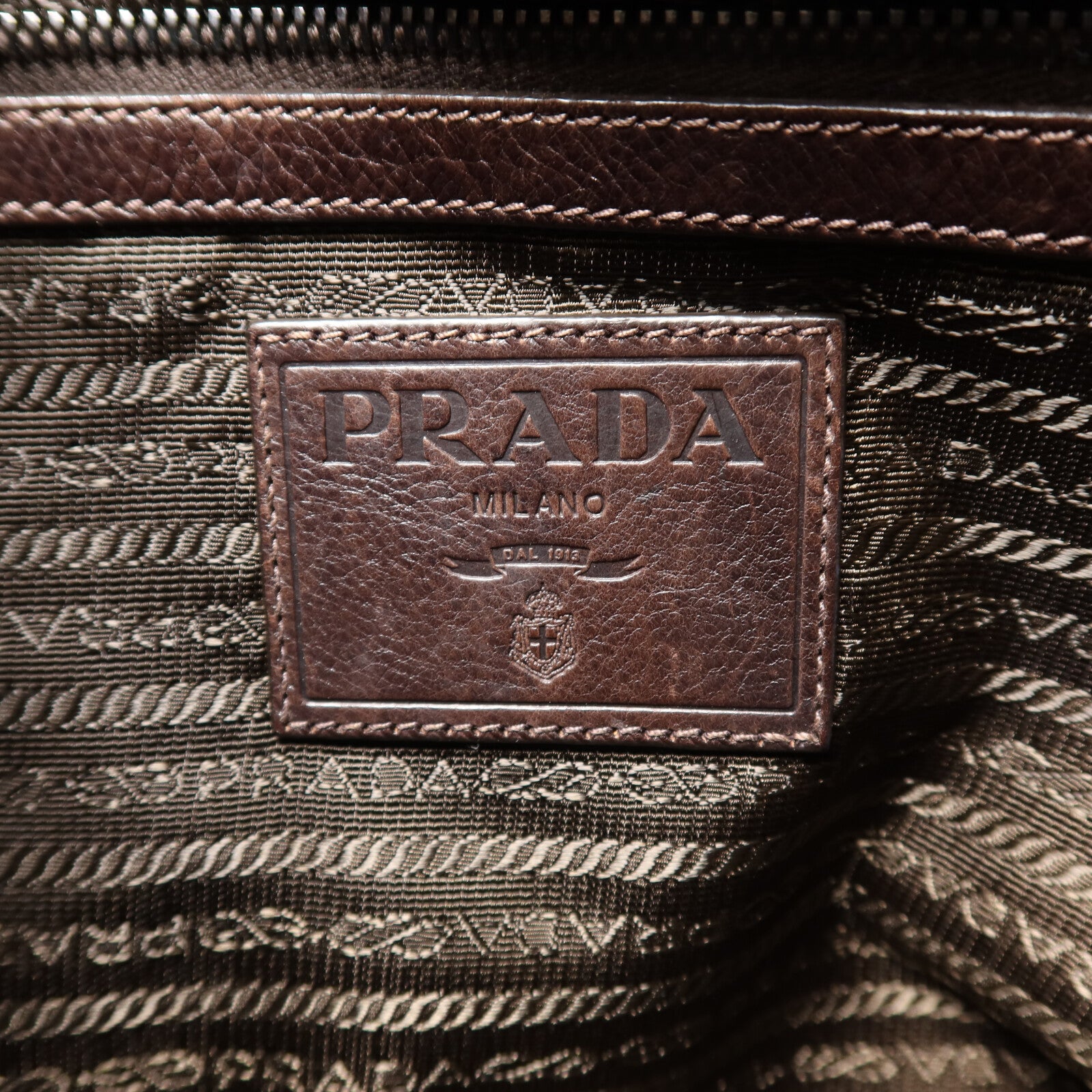 PRADA Cervo皮革Messenger Bag肩背袋