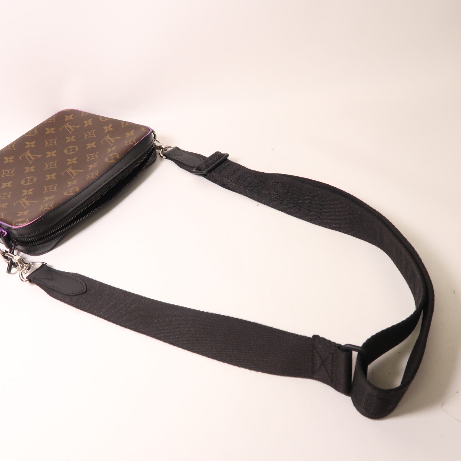 LOUIS VUITTON Monogram Trio銀扣肩背袋