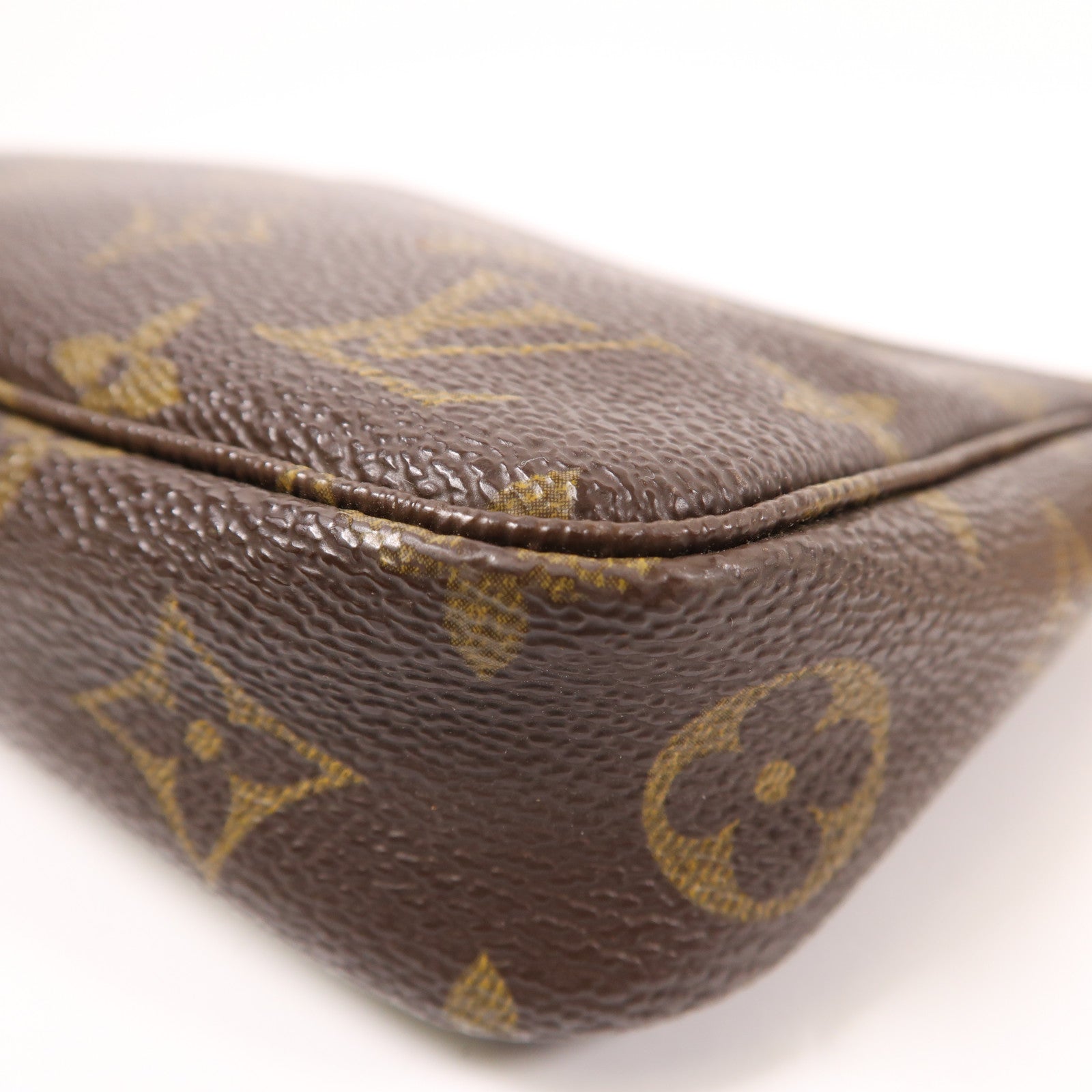 LOUIS VUITTON Monogram Pochette Accessoires金扣手挽袋棕色