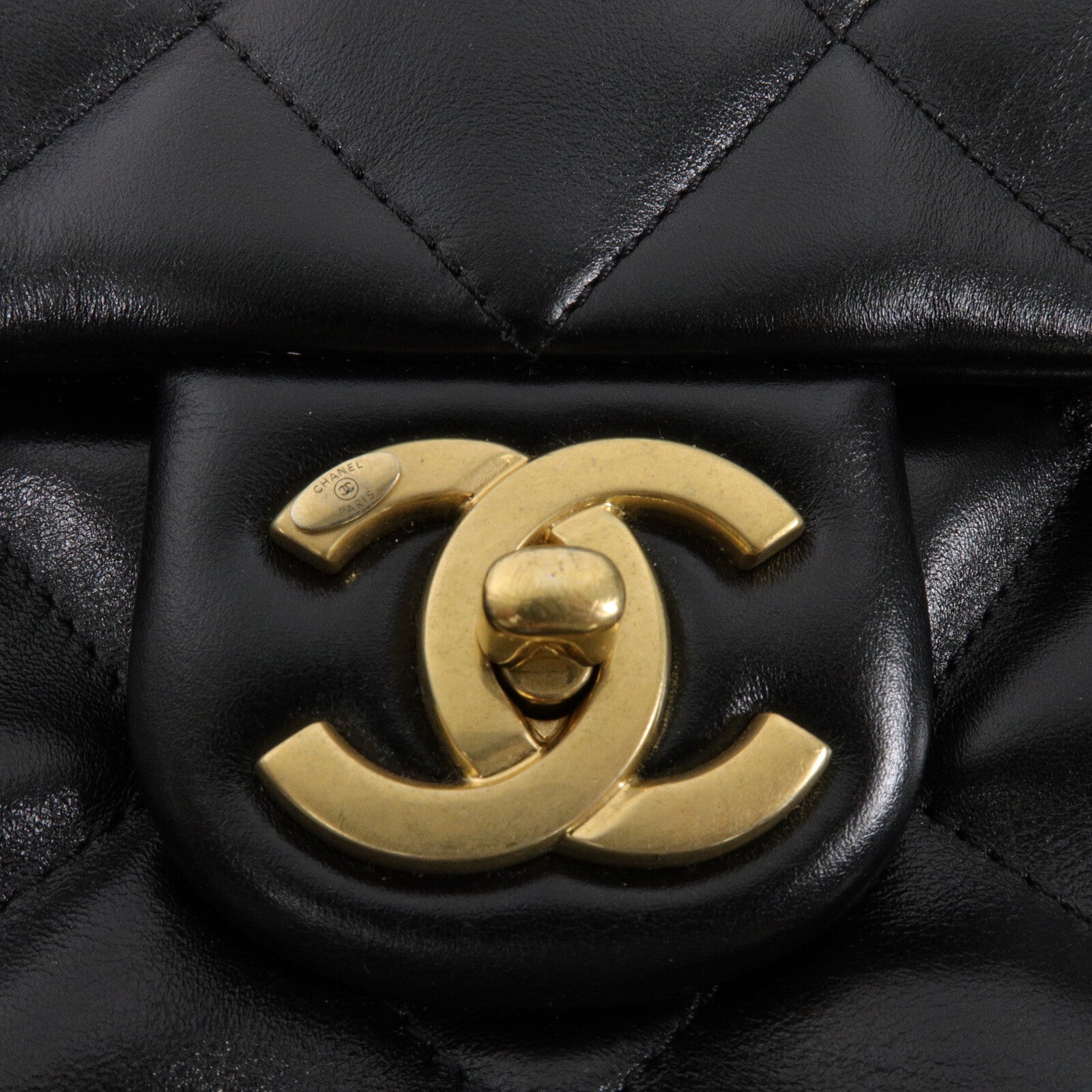 CHANEL 羊皮皮革Chain Shoulder鏈帶肩背袋