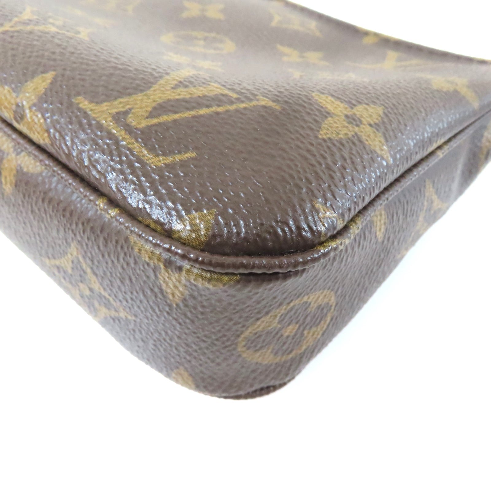 LOUIS VUITTON Monogram Pochette Accessories金扣肩背袋啡色