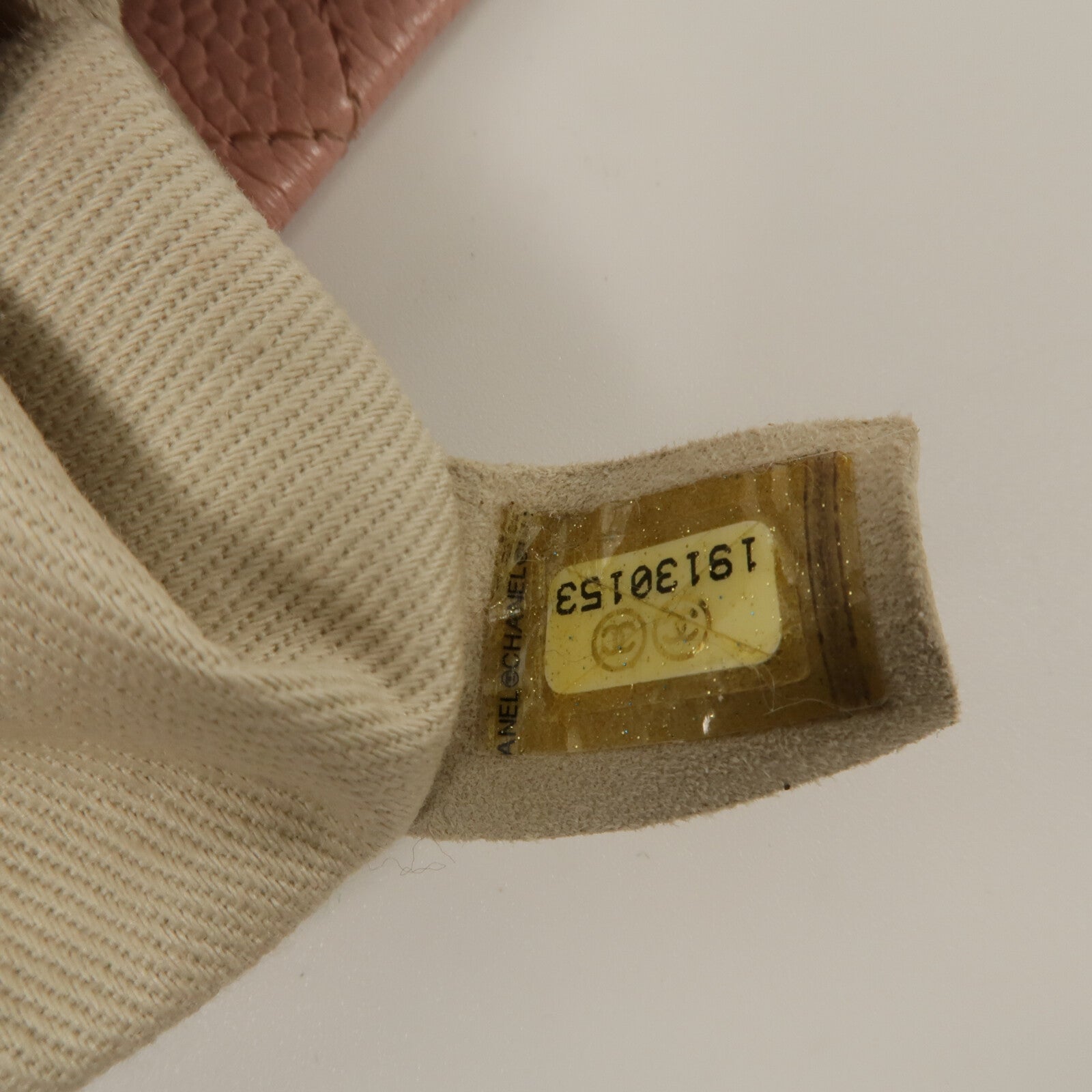 CHANEL 牛皮皮革CC Pocket Hobo鏈帶肩背袋