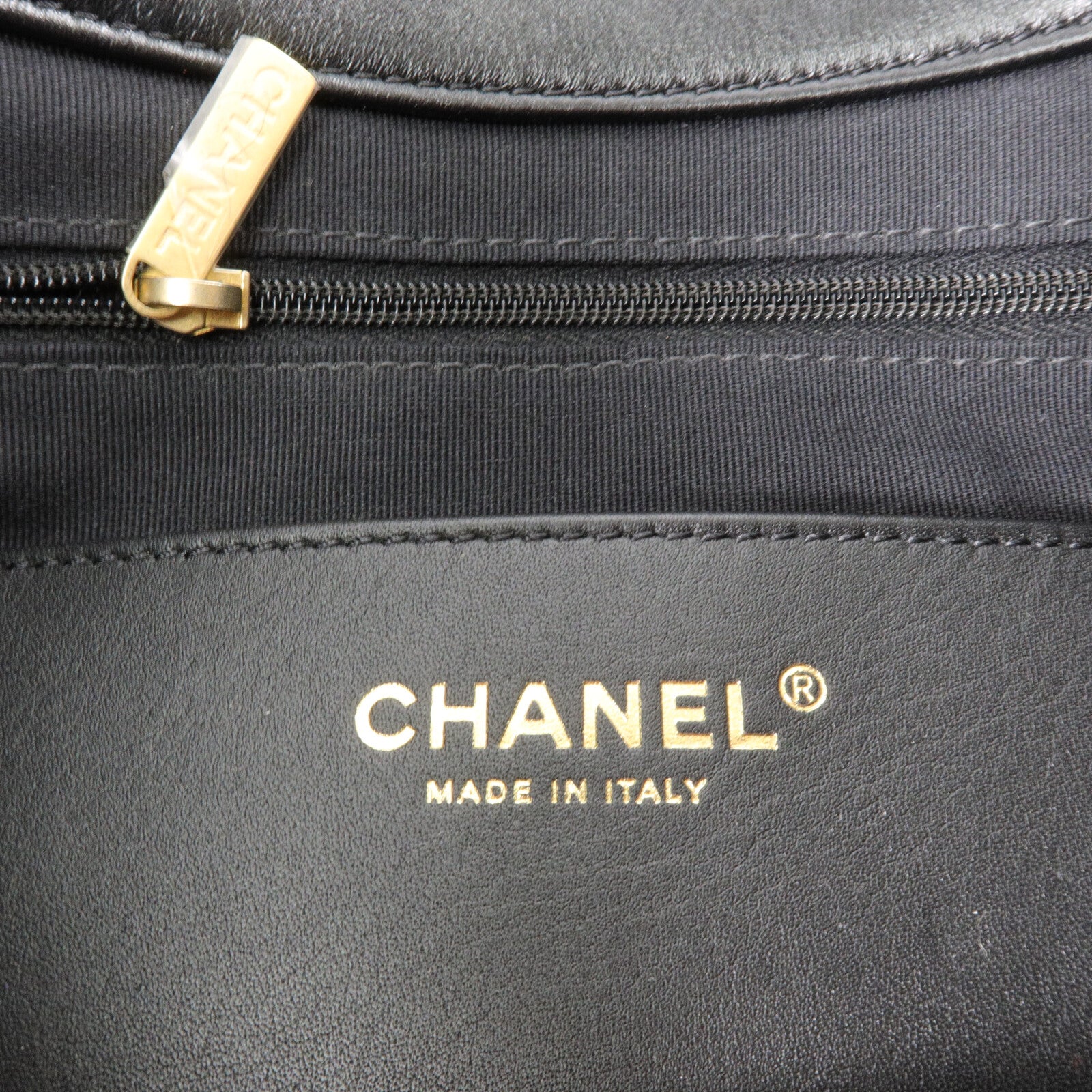CHANEL 羊皮皮革Chain Shoulder鏈帶肩背袋