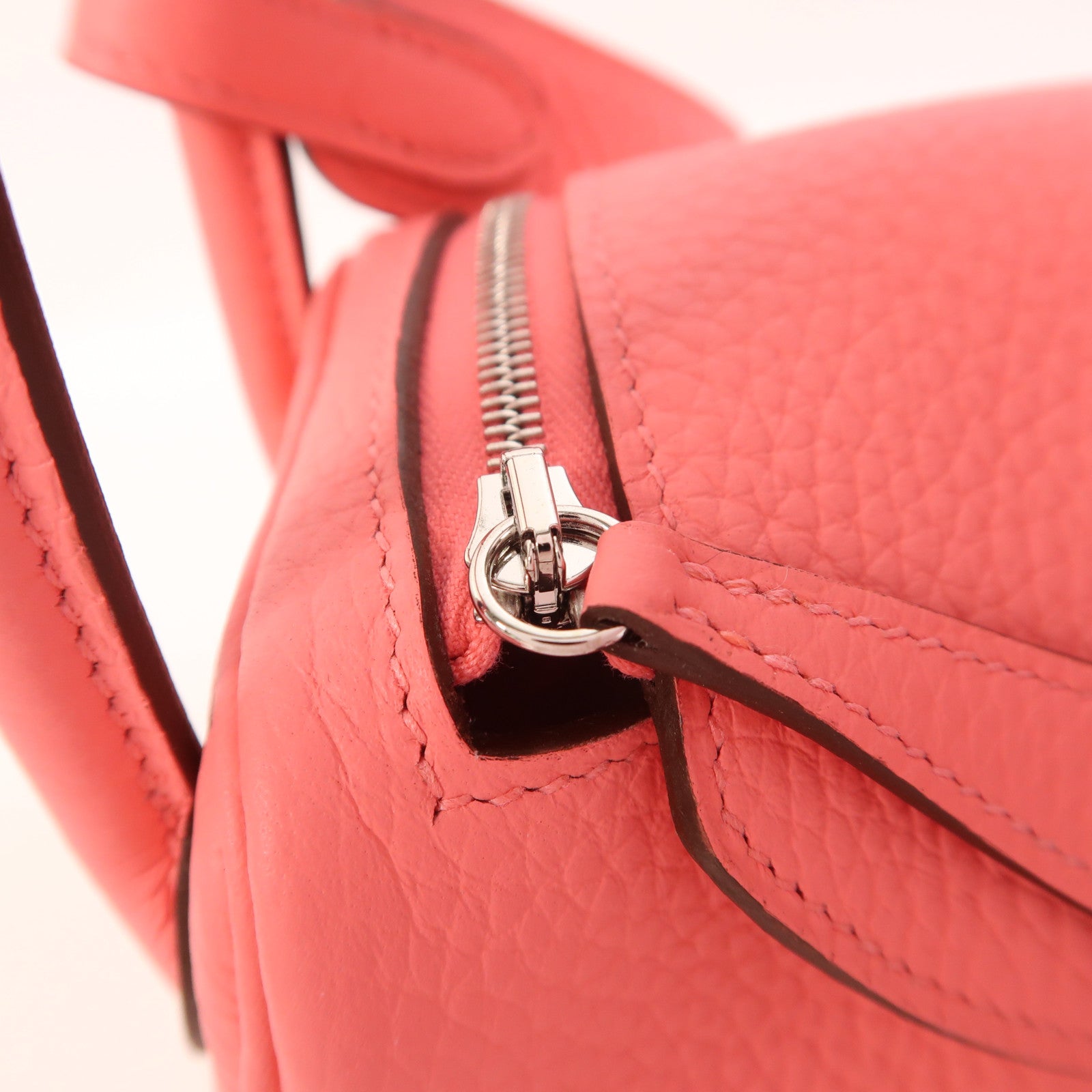 HERMES Clemence皮革Mini Lindy銀扣手挽肩背兩用袋Rose Azalee