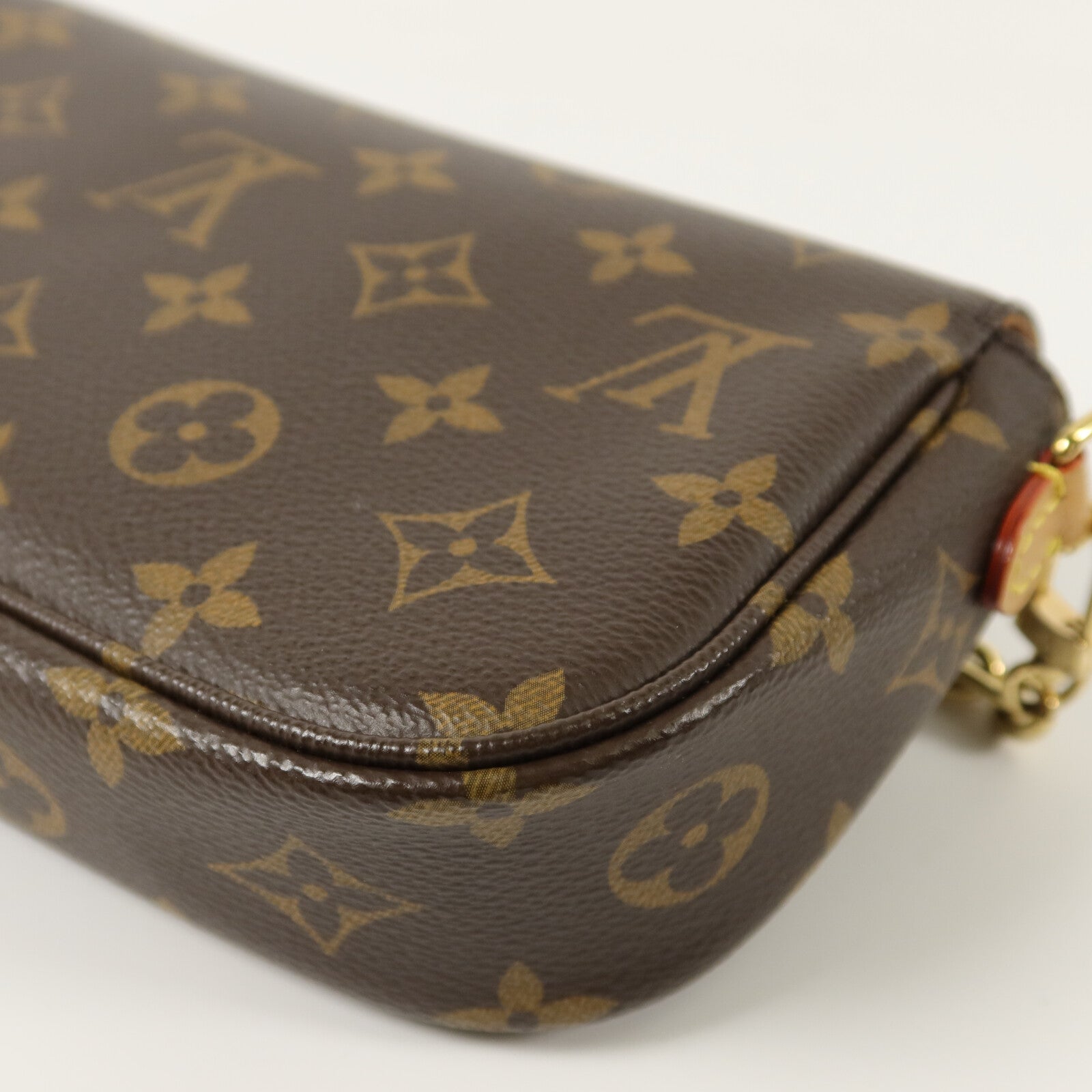 LOUIS VUITTON Monogram Wallet On Chain Ivy肩背袋