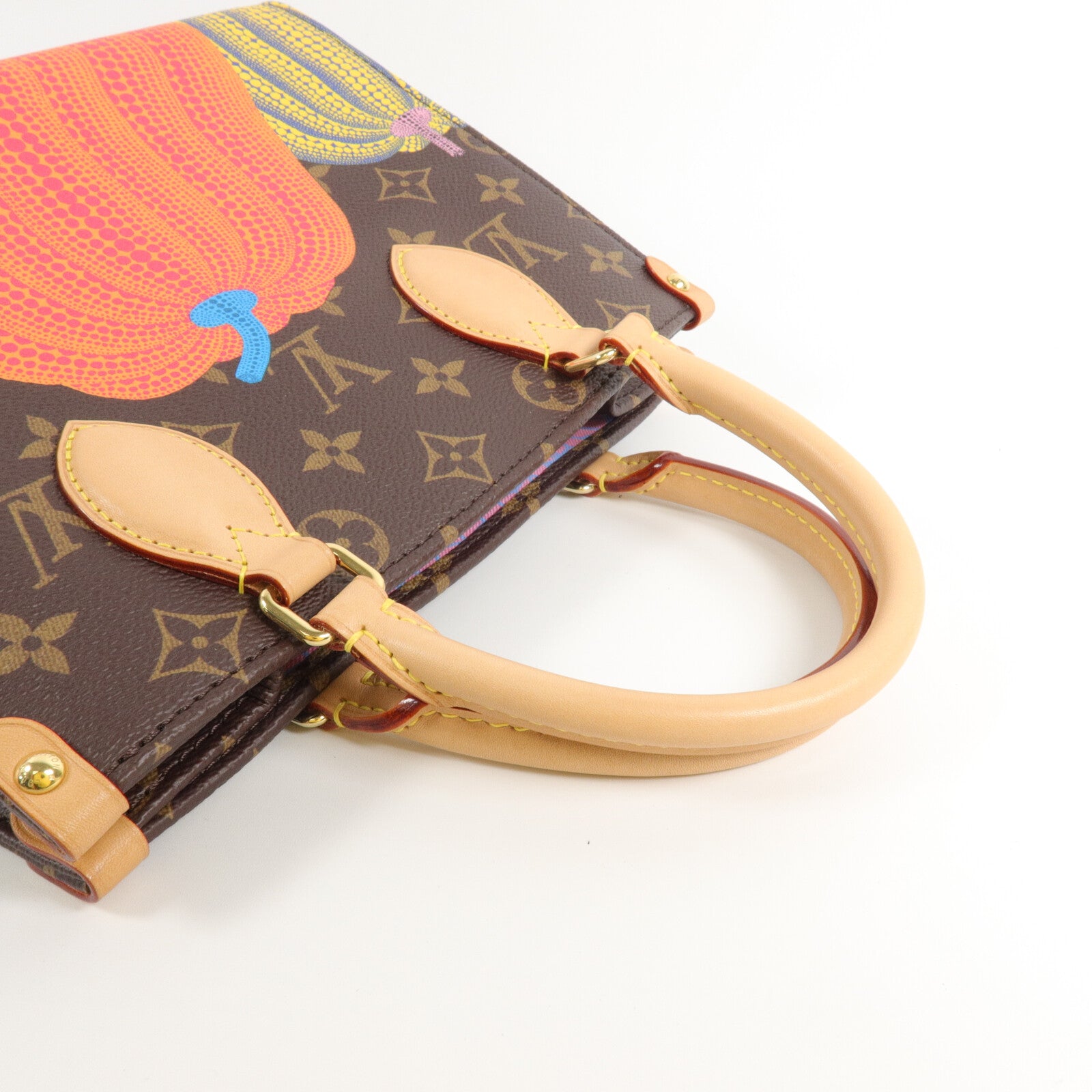 LOUIS VUITTON Monogram LV x YK OnTheGo PM手挽肩背兩用袋