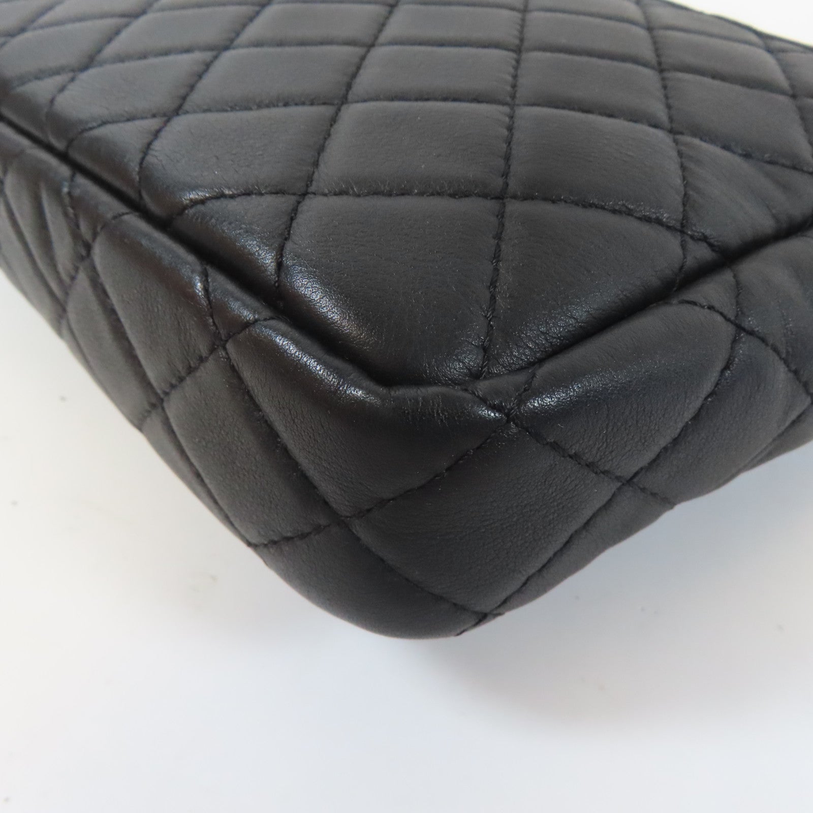 CHANEL 菱格牛皮皮革Chain Shoulder Bag銀扣鏈帶肩背袋黑色