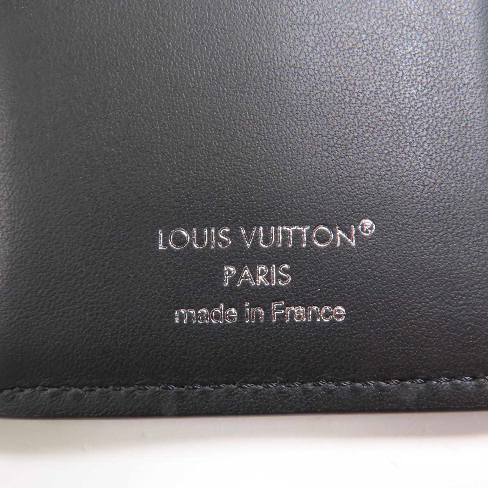 LOUIS VUITTON Mahina Victorine銀扣錢包