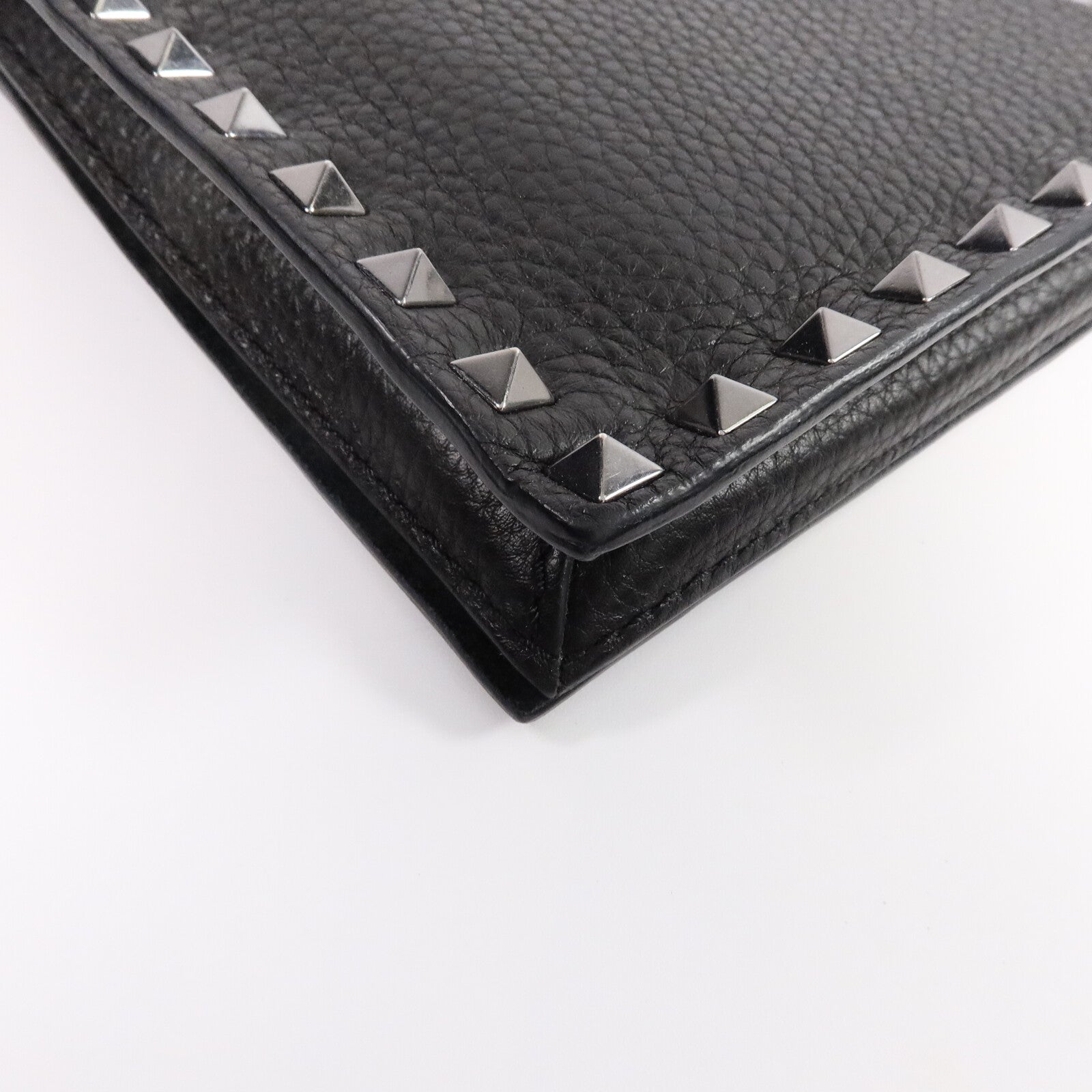 Valentino 牛皮皮革Rockstud Clutch手拿包