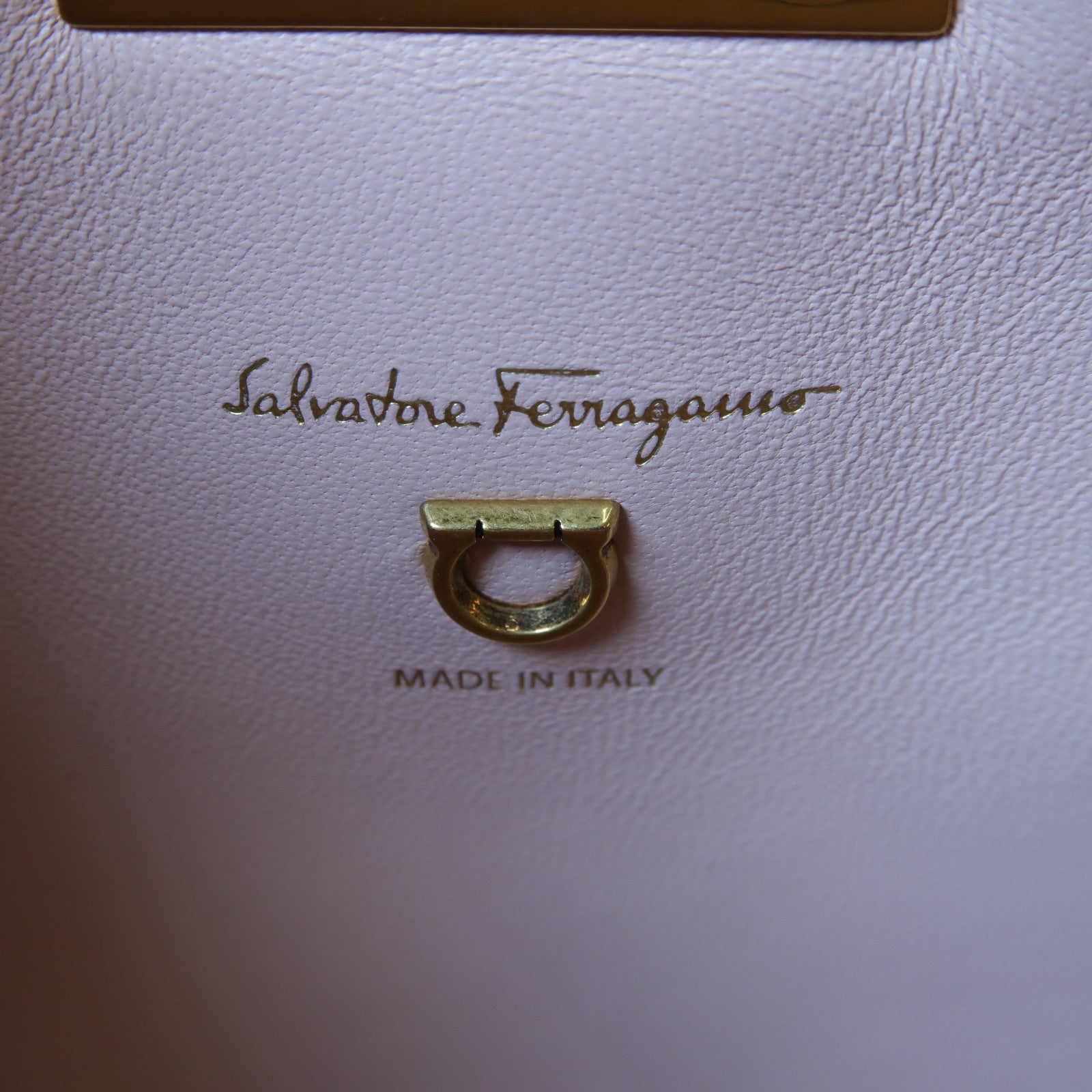 Salvatore Ferragamo 牛皮皮革Shoulder Bag金扣手挽肩背兩用袋黑色