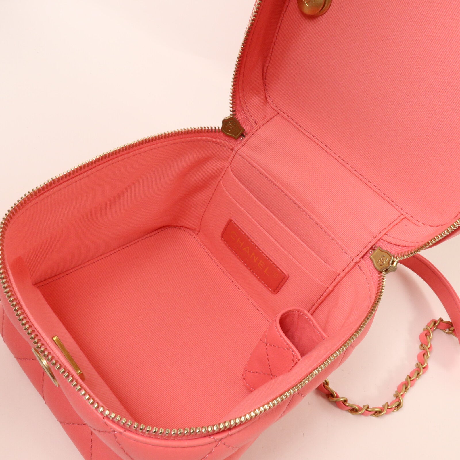 CHANEL 羊皮皮革Vanity Case鏈帶手挽肩背兩用袋