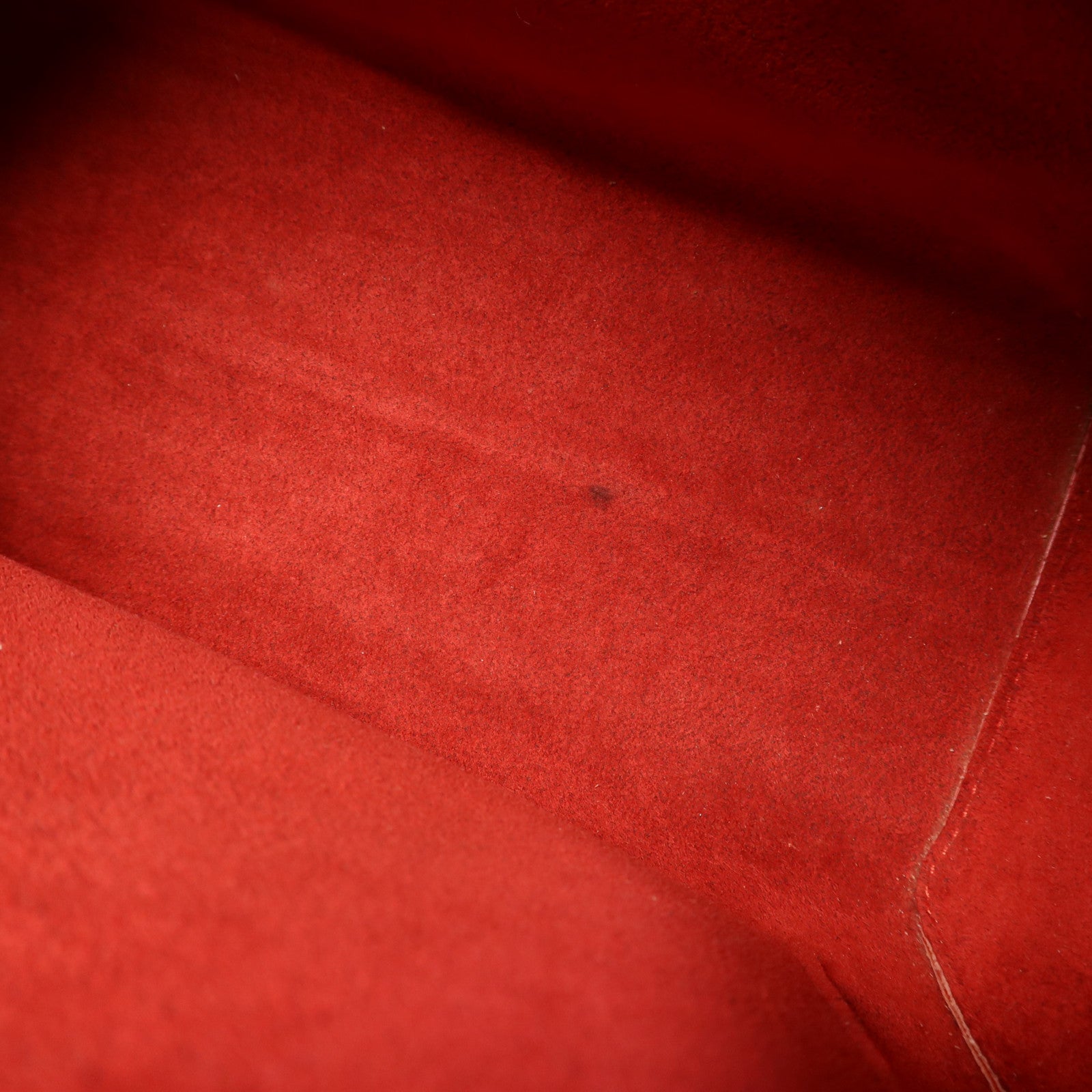 LOUIS VUITTON Epi Pont Neuf金扣手挽袋