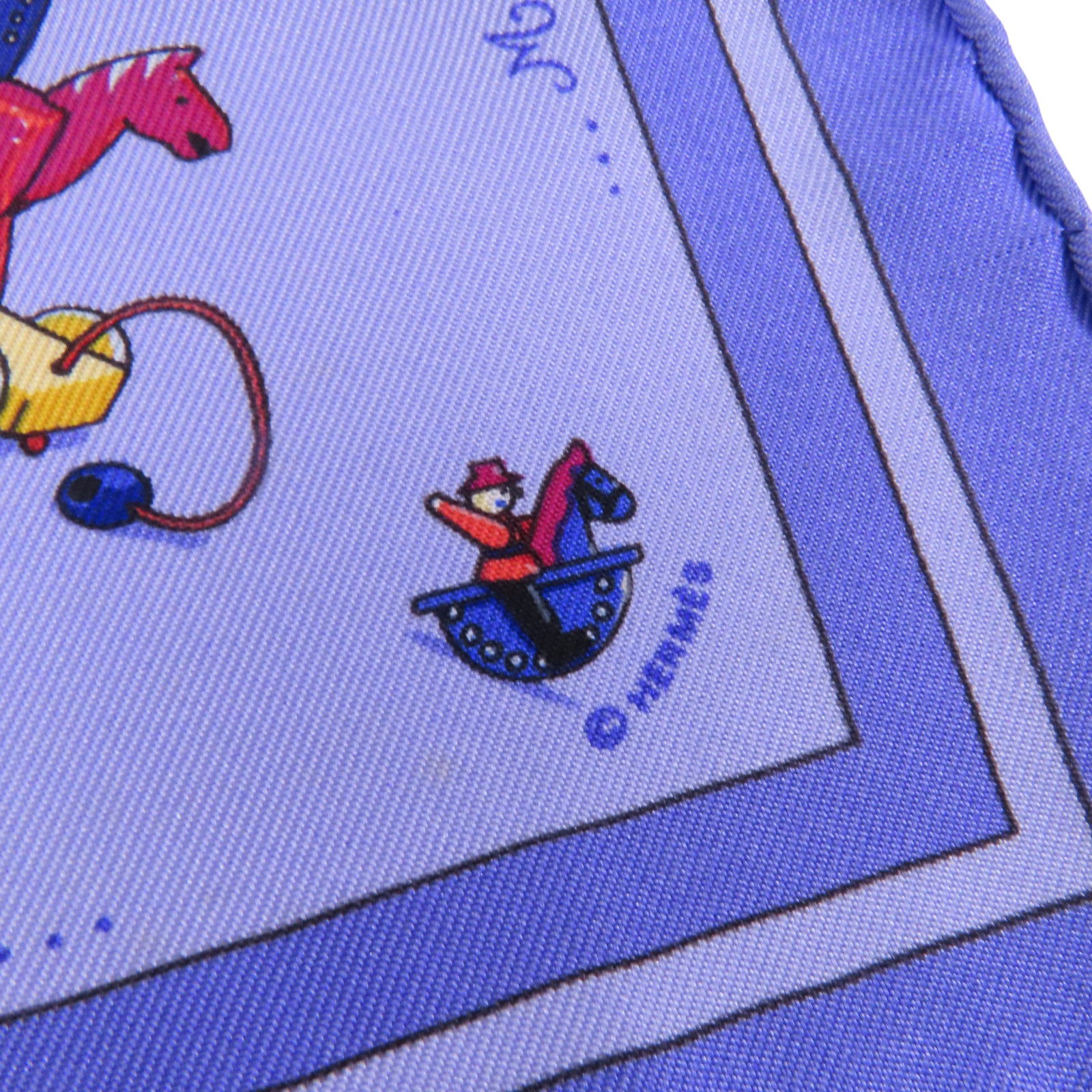 HERMES 絲質42x42 Scarf絲巾