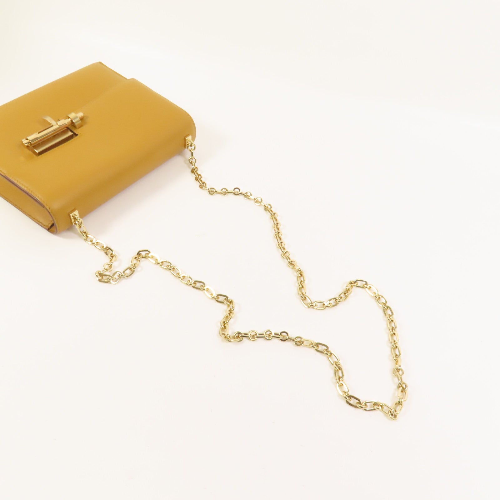 HERMES Tadelakt皮革Verrou Mini金扣鏈帶肩背袋Sesame