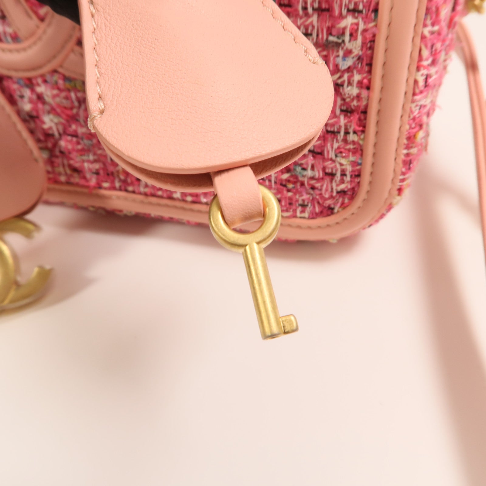 CHANEL 粗花呢Vanity Case 21cm金扣鏈帶肩背袋