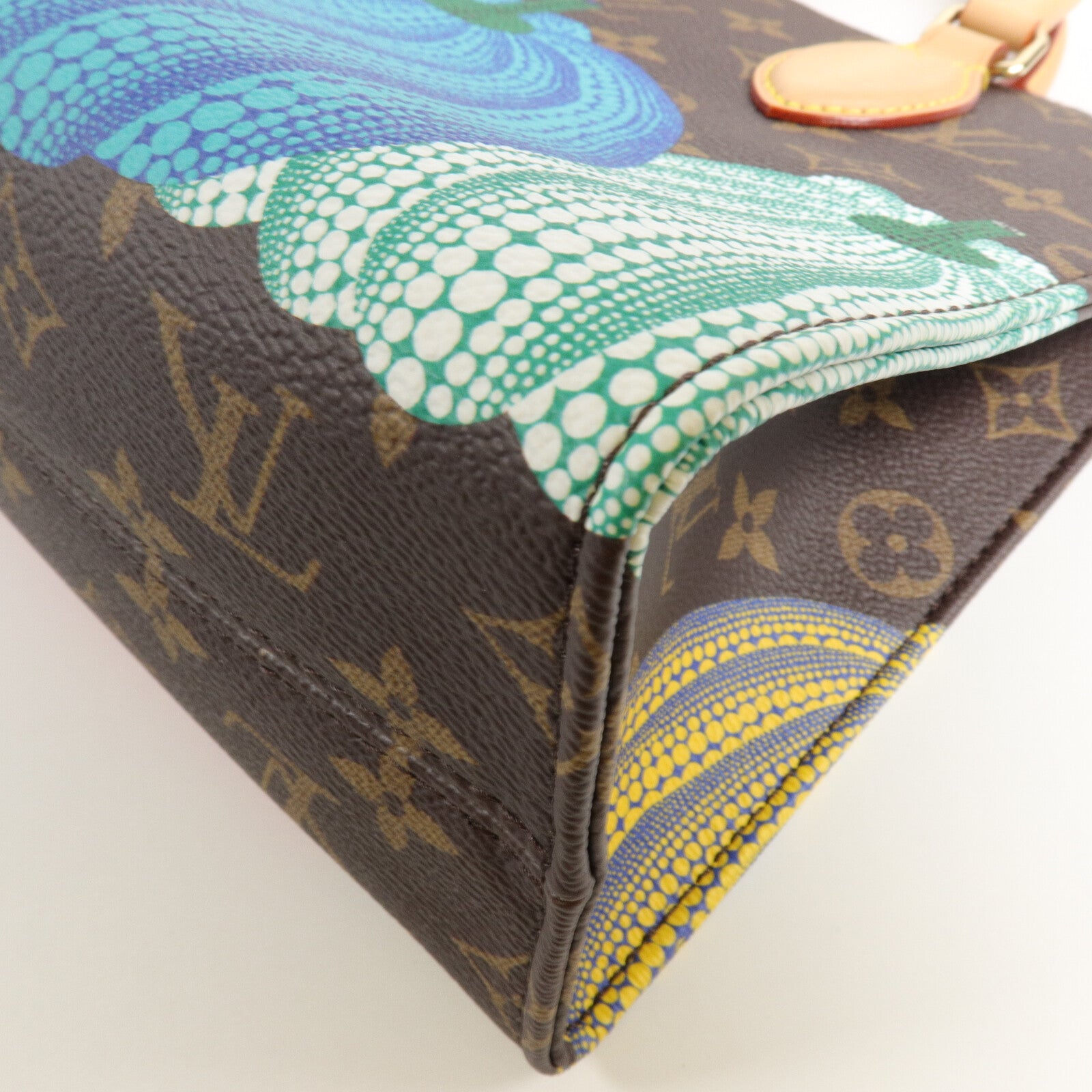 LOUIS VUITTON Monogram LV x YK OnTheGo PM手挽肩背兩用袋