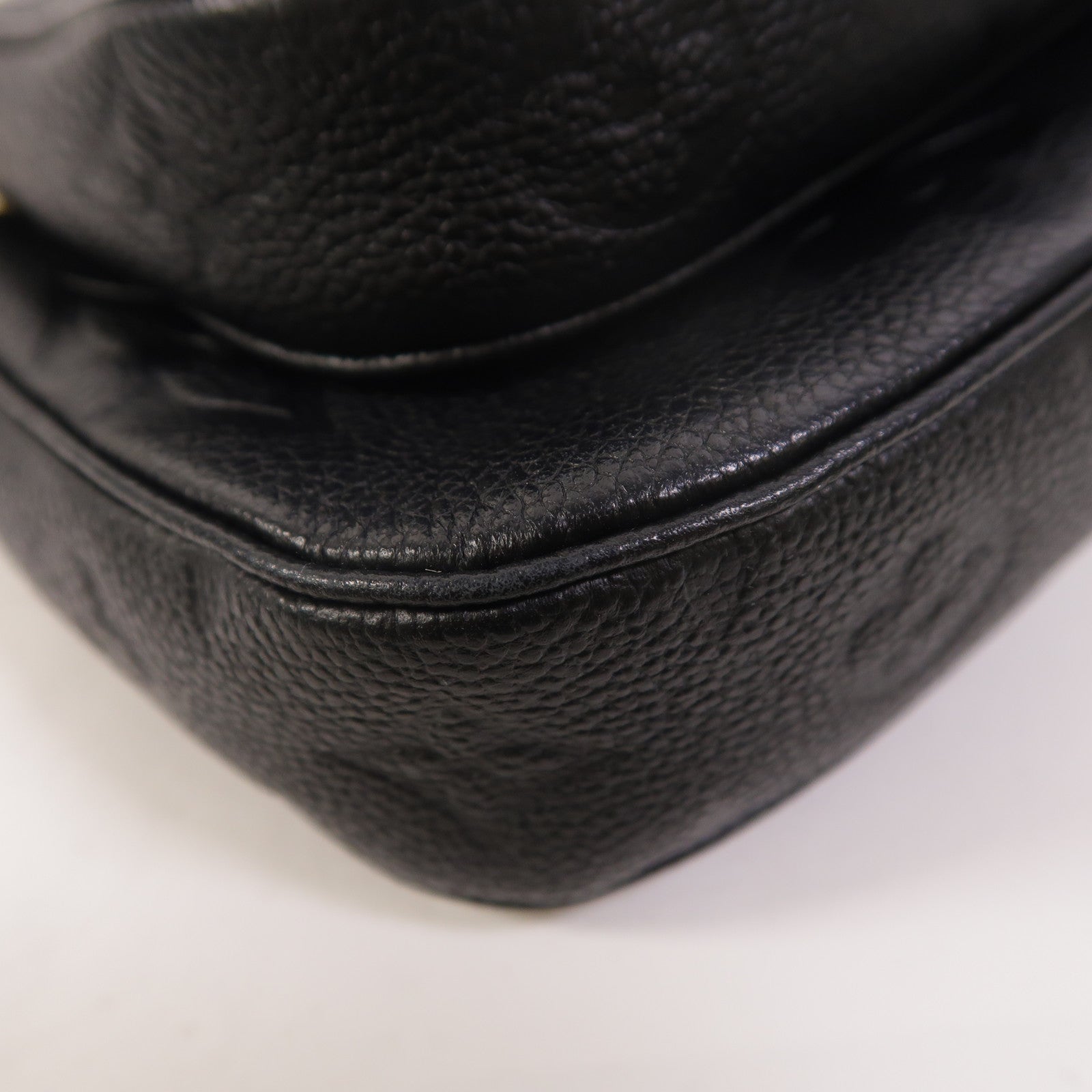 LOUIS VUITTON Monogram Empreinte Multi Pochette Accessoires手挽肩背兩用袋