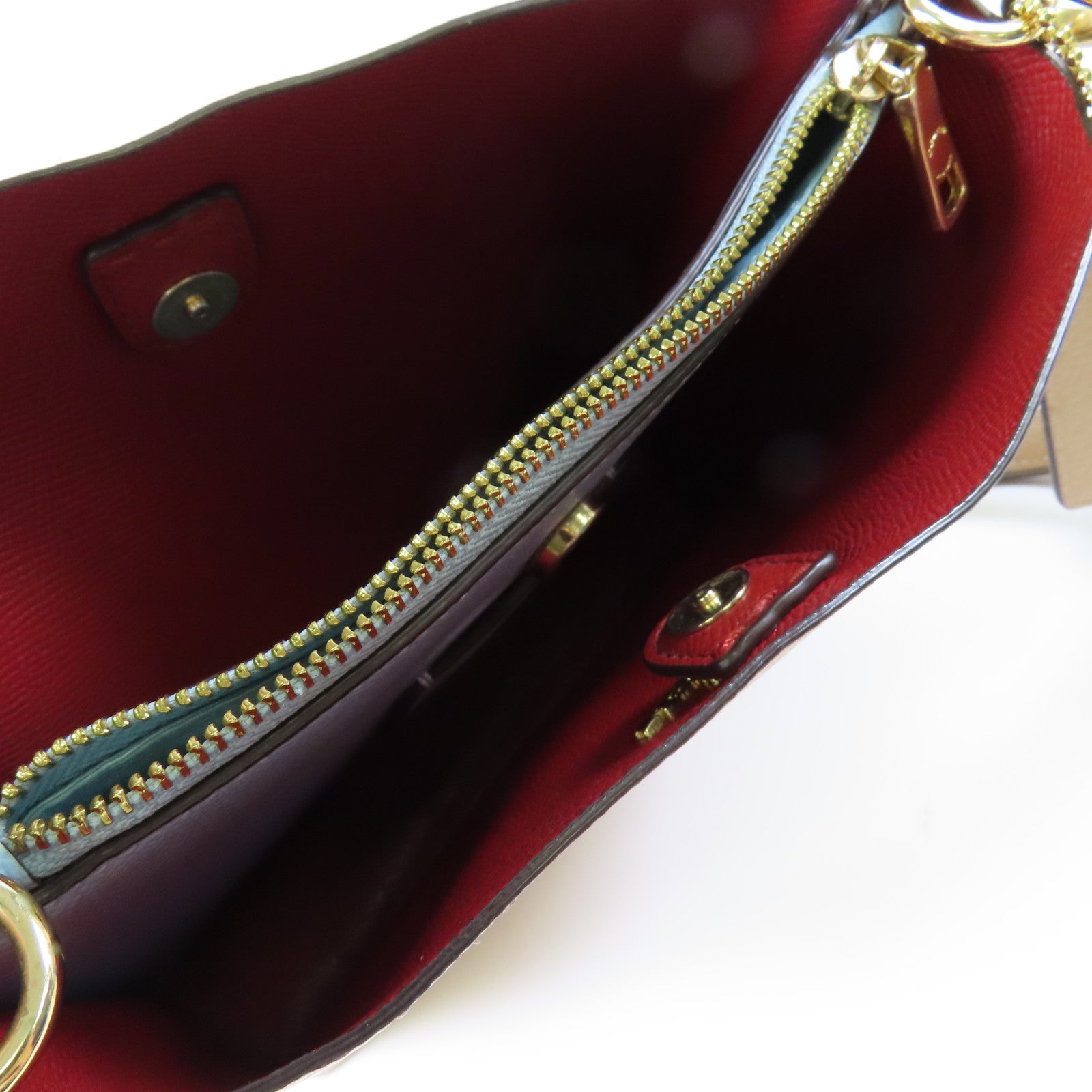 COACH 皮革Shoulder Bag金扣肩背袋