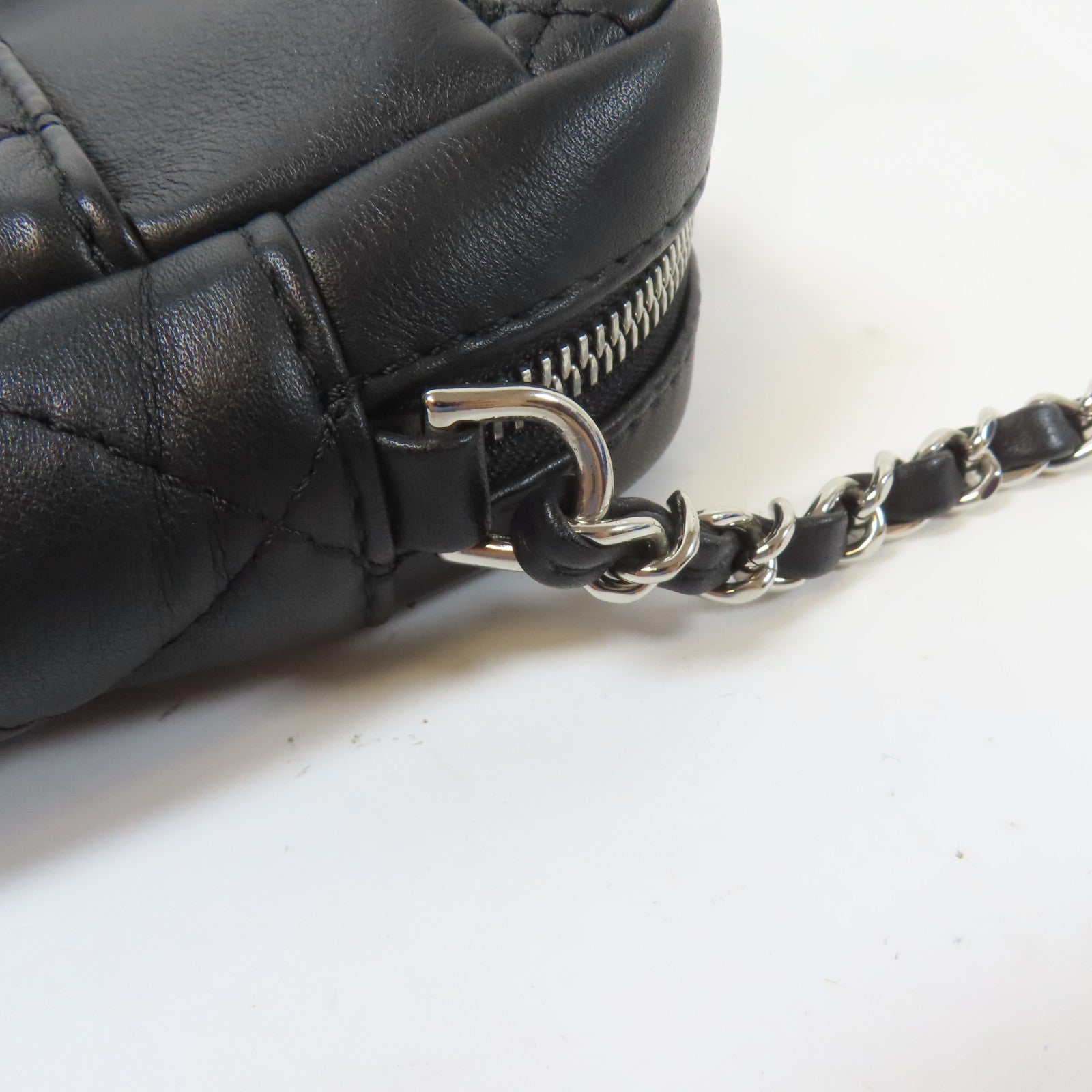 CHANEL 菱格牛皮皮革Chain Shoulder Bag銀扣鏈帶肩背袋黑色
