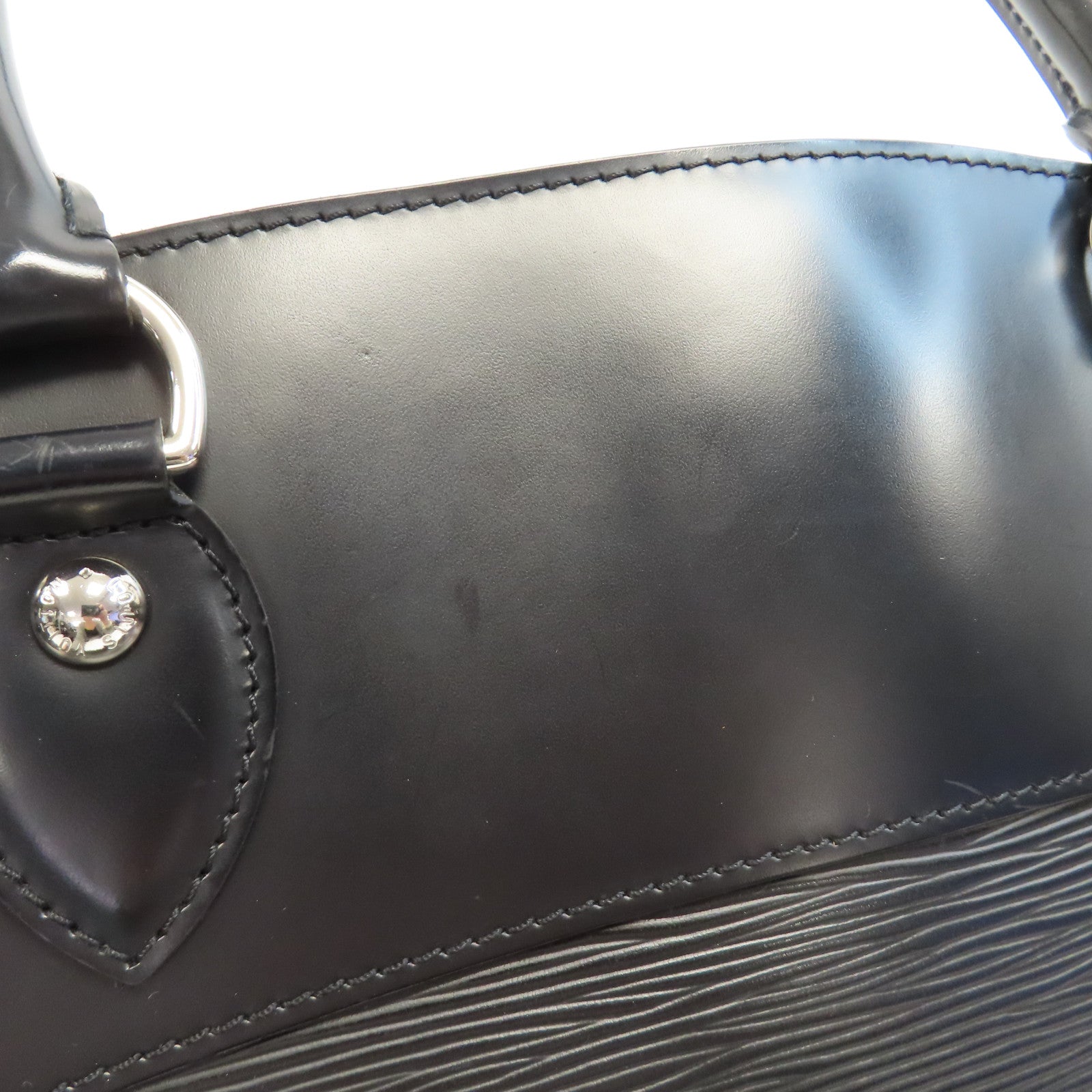 LOUIS VUITTON Epi Passy PM銀扣手挽袋黑色