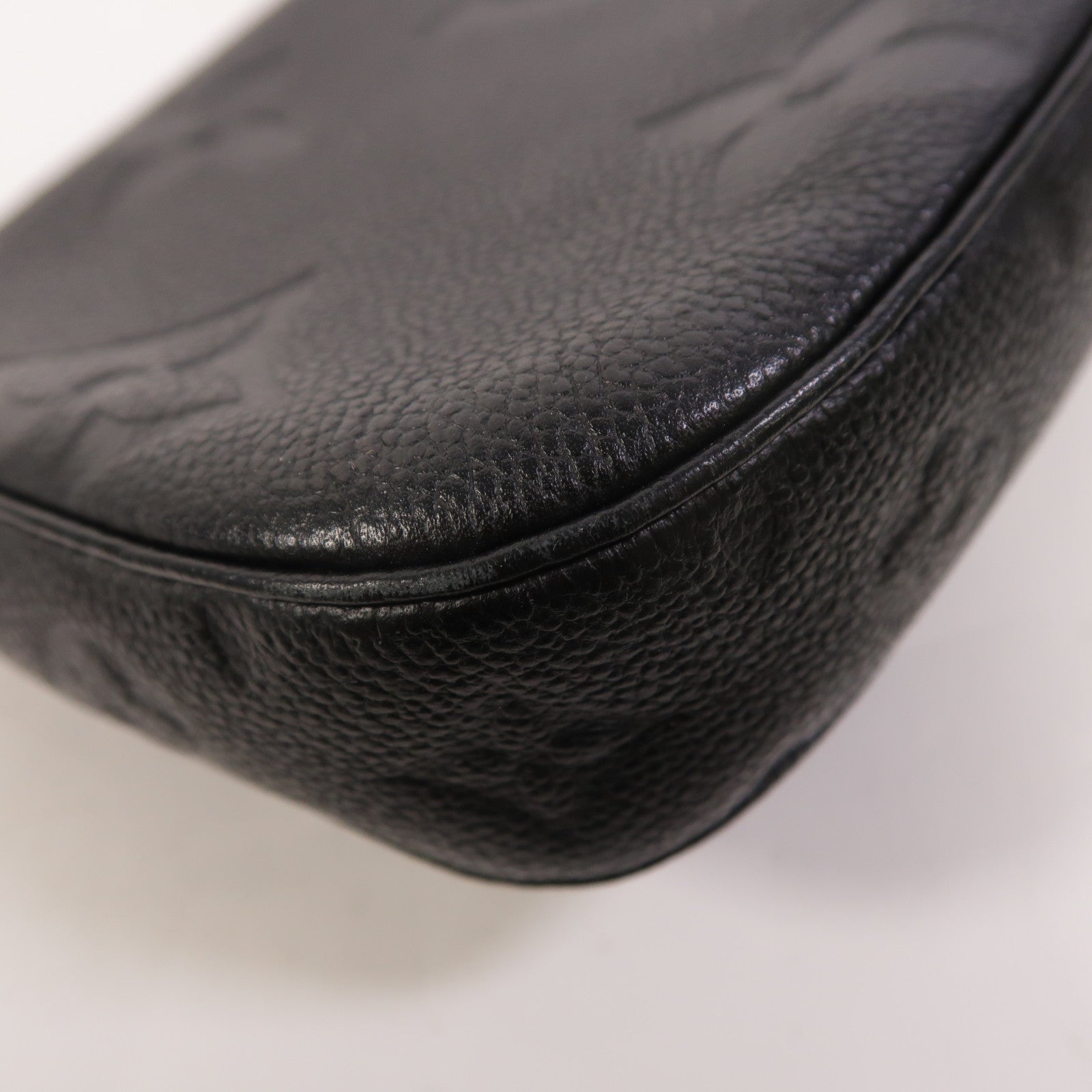 LOUIS VUITTON Monogram Empreinte Multi Pochette Accessoires手挽肩背兩用袋