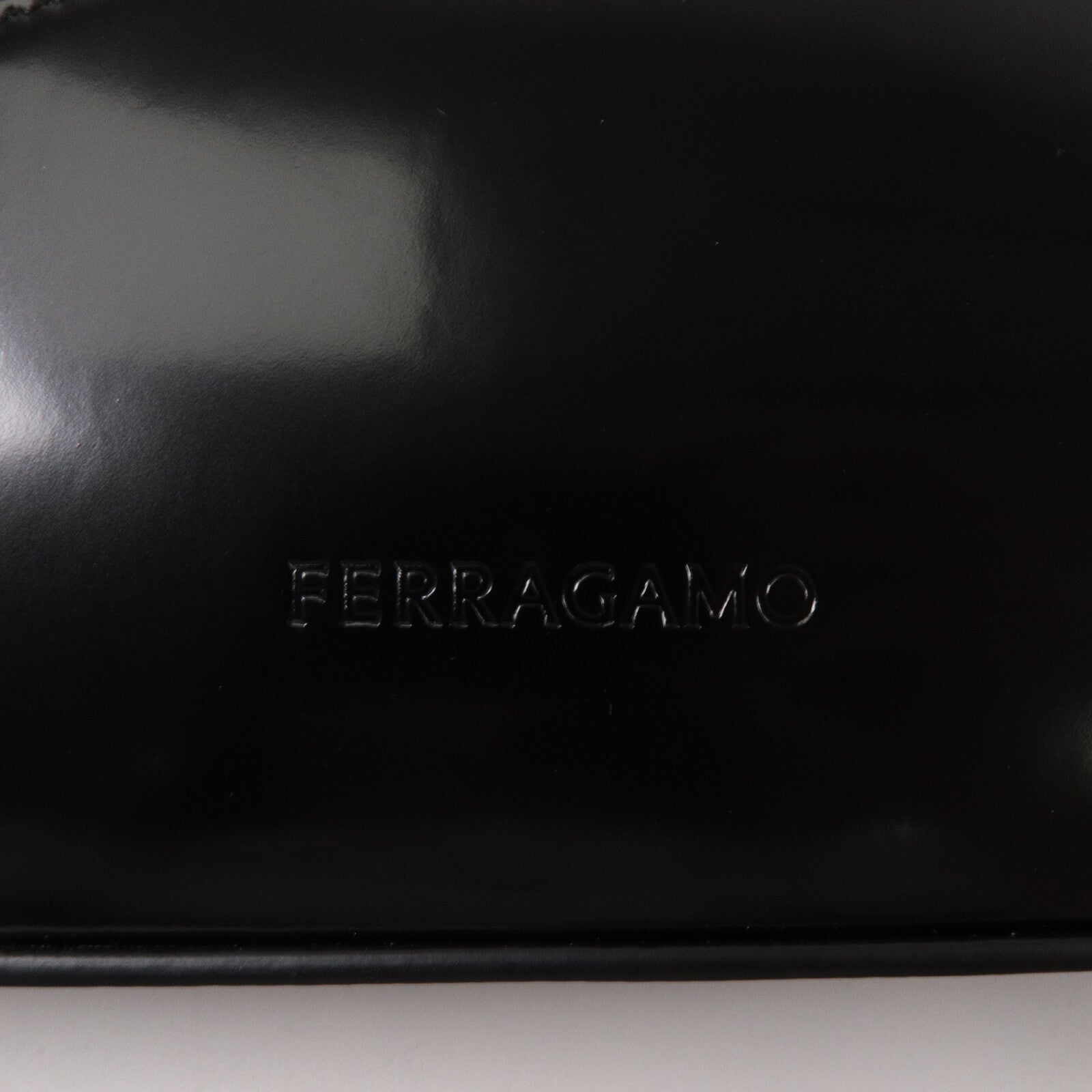 Salvatore Ferragamo 牛皮皮革/帆布Cut out肩背袋