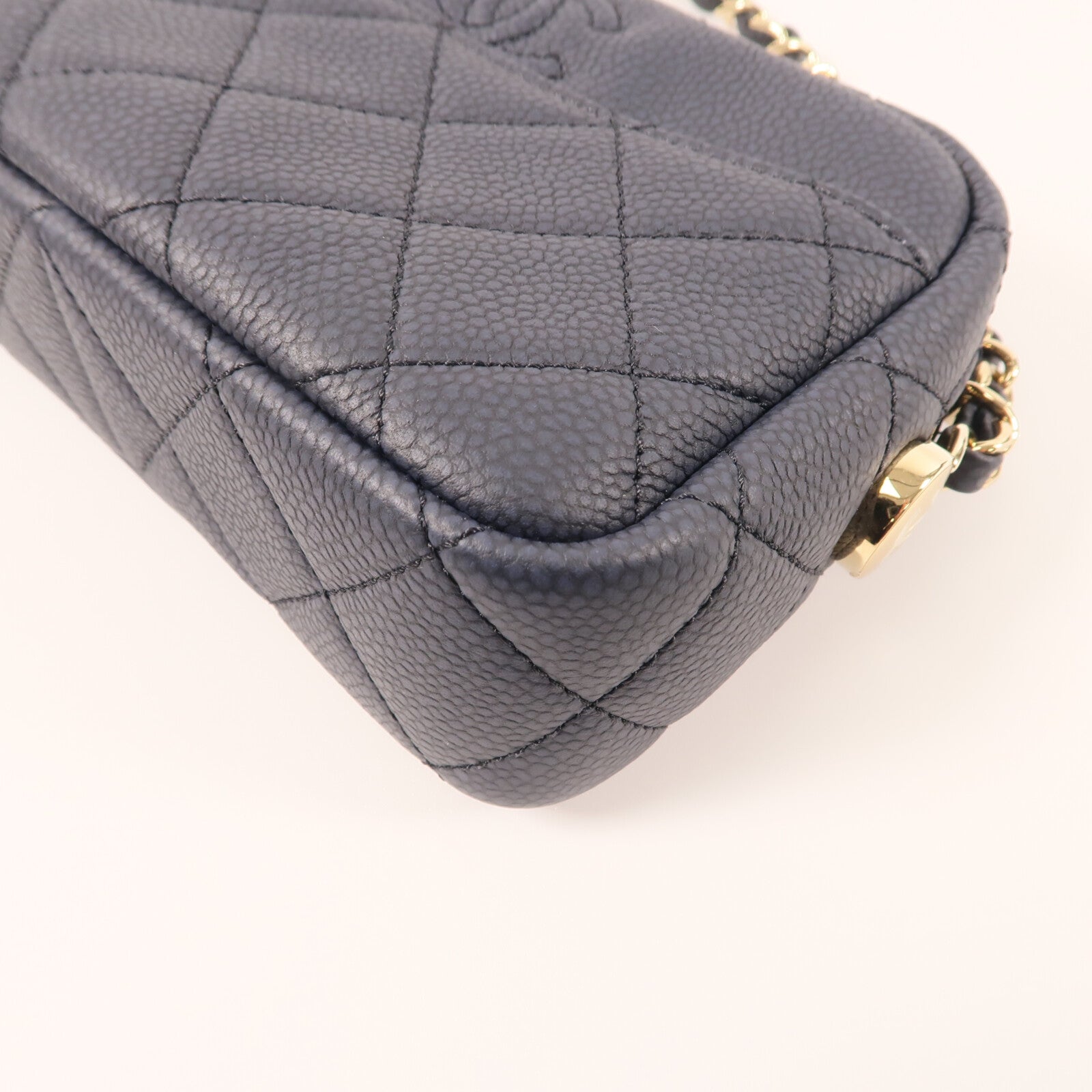 CHANEL 牛皮皮革Chain Shoulder金扣鏈帶肩背袋
