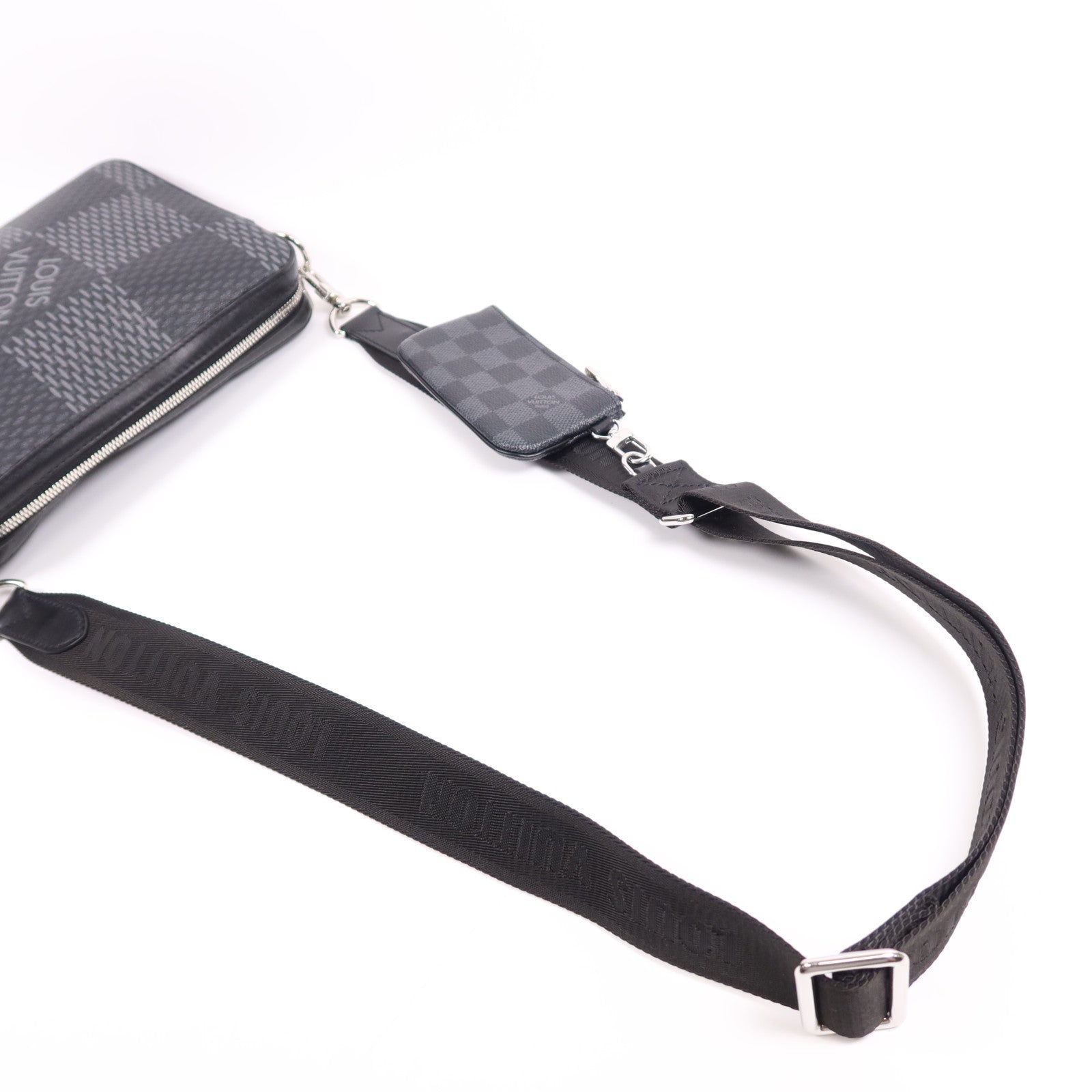 LOUIS VUITTON Damier Graphite Trio Messenger銀扣肩背袋