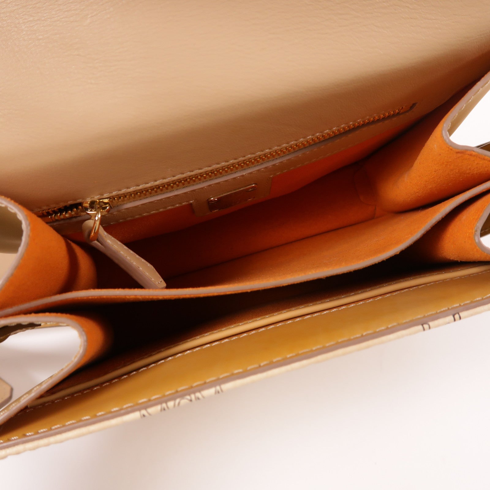MCM 牛皮皮革Shoulder Bag金扣肩背袋