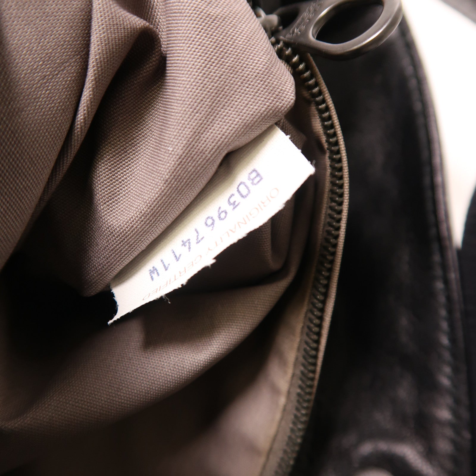 BOTTEGA VENETA 牛皮皮革Shoulder Bag肩背袋