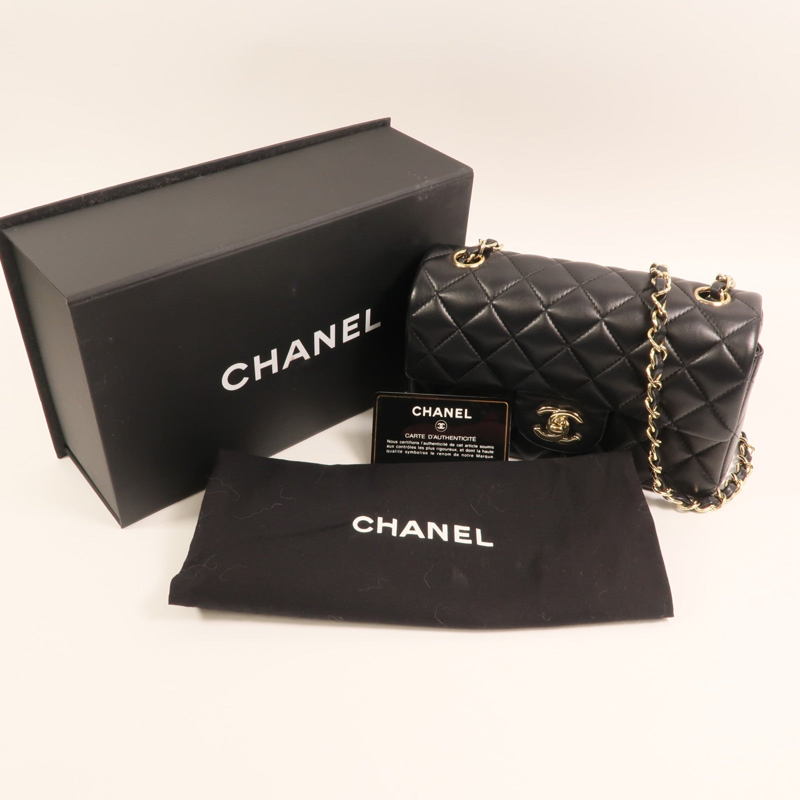 CHANEL 羊皮皮革Classic 20金扣鏈帶肩背袋