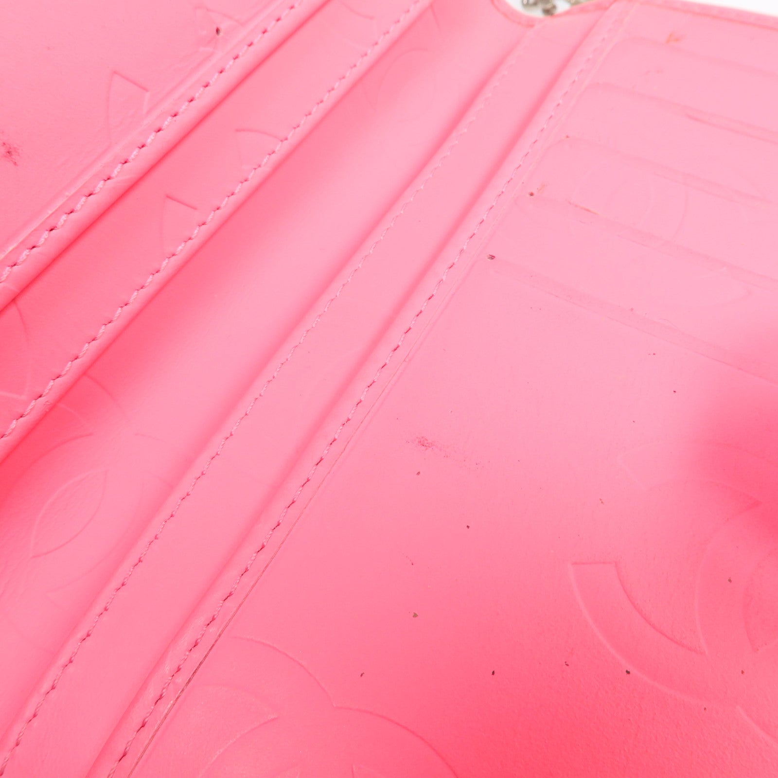 CHANEL 牛皮皮革Cambon Wallet銀扣長錢包