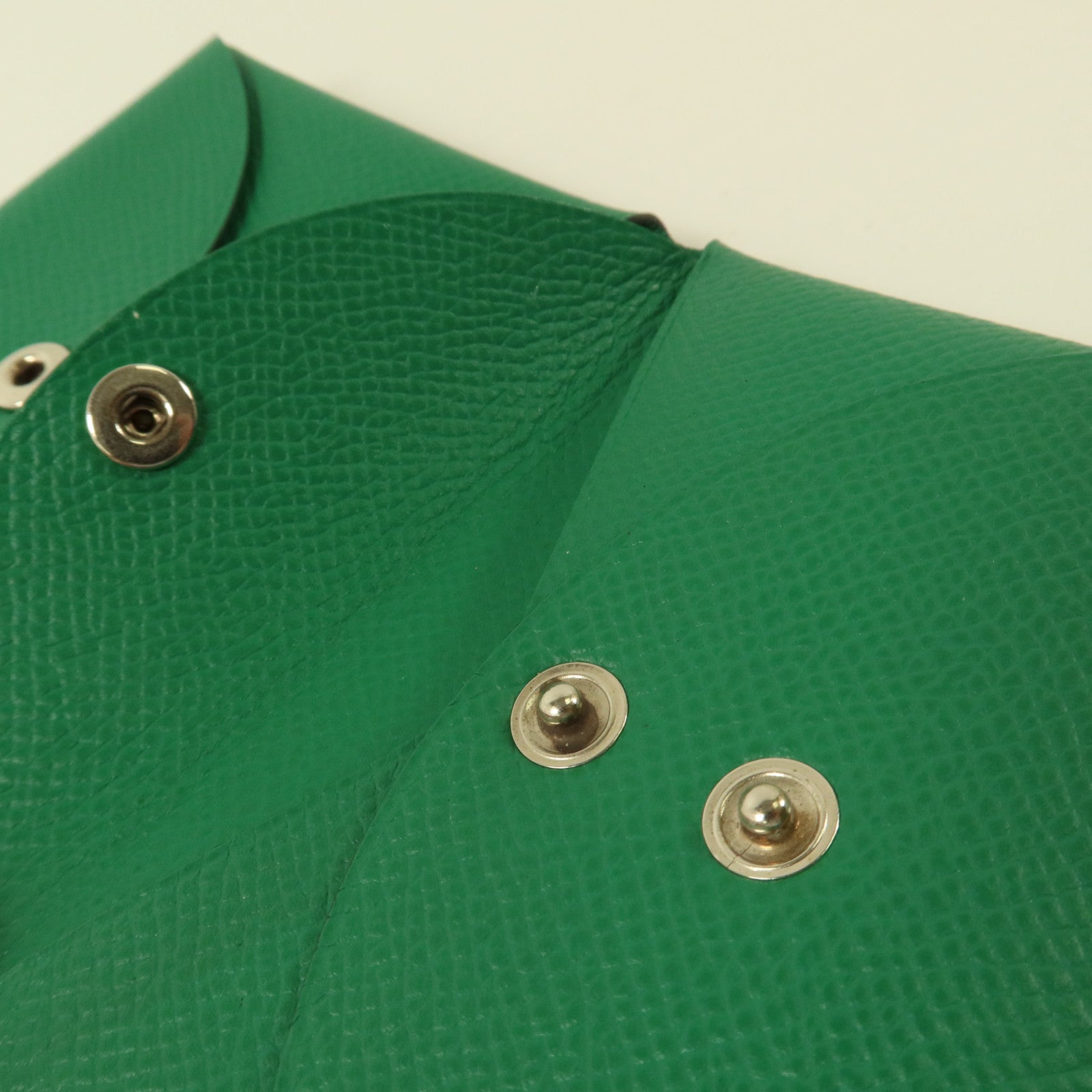 HERMES Epsom皮革Calvi Duo Compact銀扣卡片套Cactus